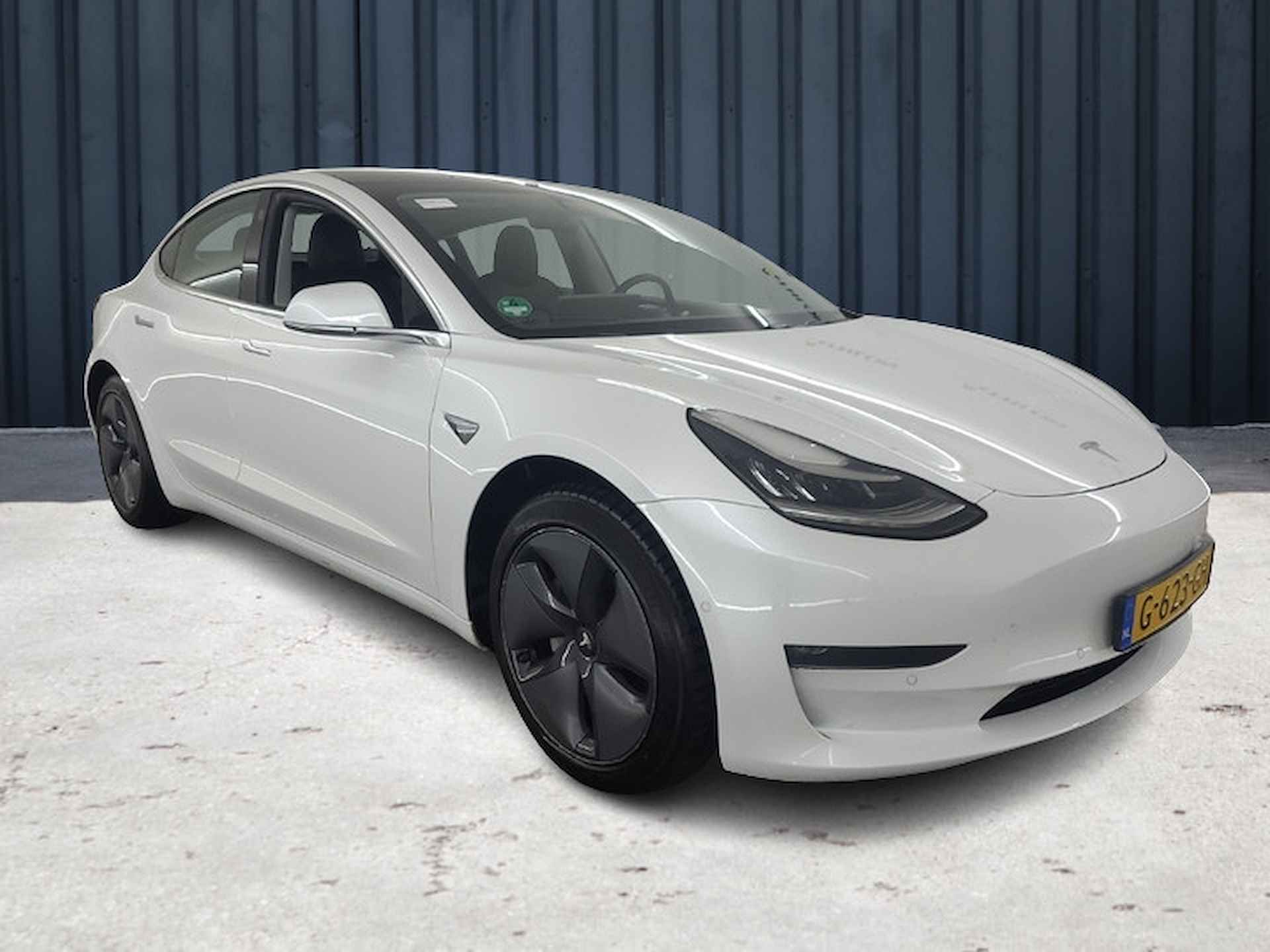 Tesla Model 3 Long Range AWD 75 kWh (461 PK) 1e-Eig, Tesla-Dealer-Onderh, 12-Mnd-BOVAG, NL-Auto, Leer, Panoramadak, Autopilot, Keyless-Entry/Start, Achteruitrijcamera, Parkeersensoren-V+A, Stoelverwarming-V+A, Premium-Audio, Bluetooth, Licht-Zicht-Pakket, Lm-Velgen-18Inch, Privacy-Glas - 3/25