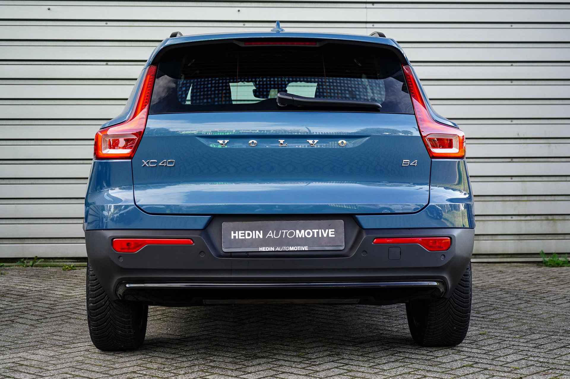 Volvo XC40 B4 Plus Dark | Adaptive Cruise | BLIS | Trekhaak | Power Seats | Premium Audio  | Keyless | Stoel/Stuurwiel bediening | - 5/30