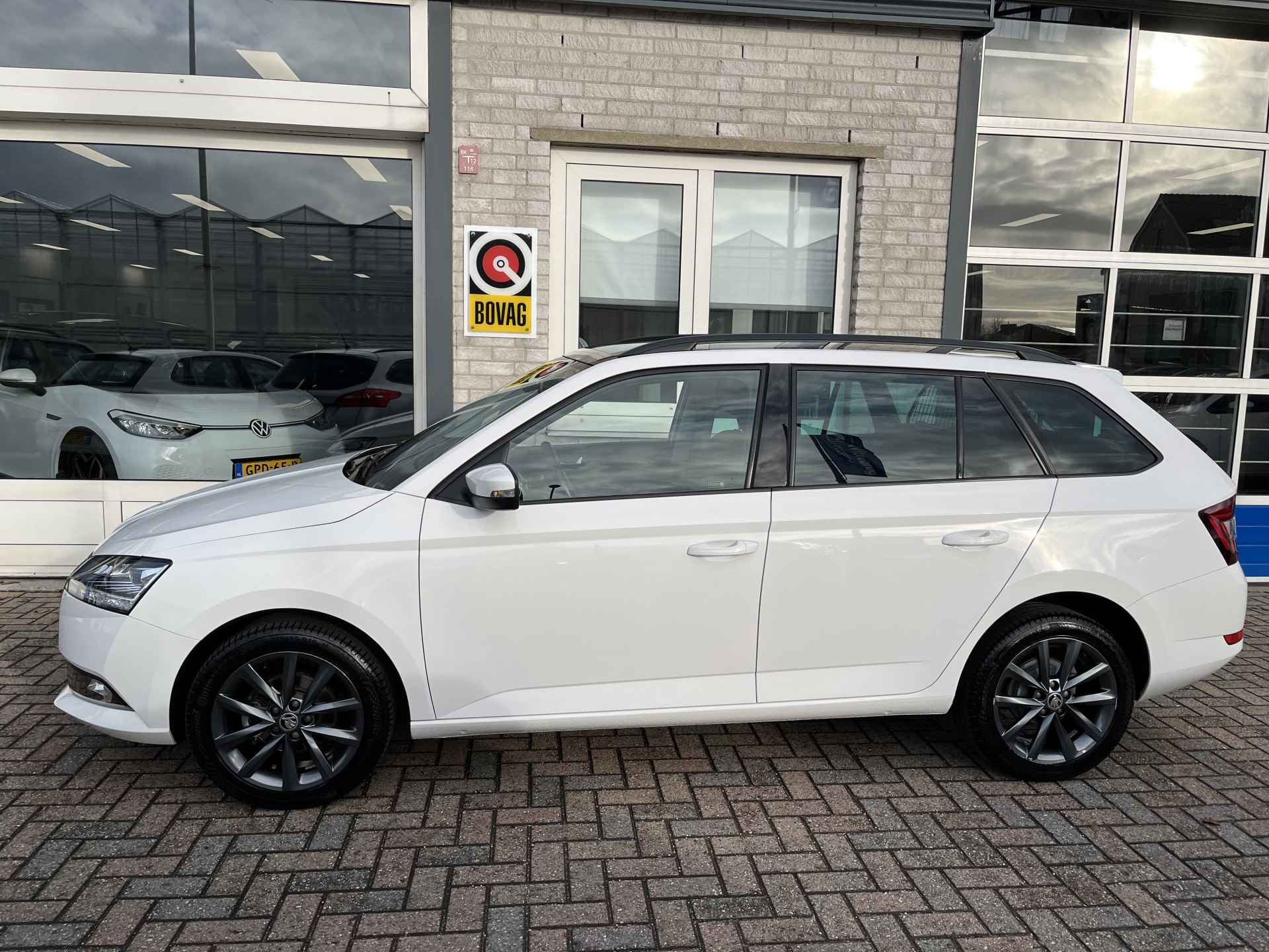 Škoda Fabia Combi 1.0 Business Edition / PANO/ PARK. SENSOREN/ CRUISE/ LED/ STOELVERWARM./ BLUETOOTH/ NAVI/ CLIMA/ DAB/ 16" LMV/ - 3/41