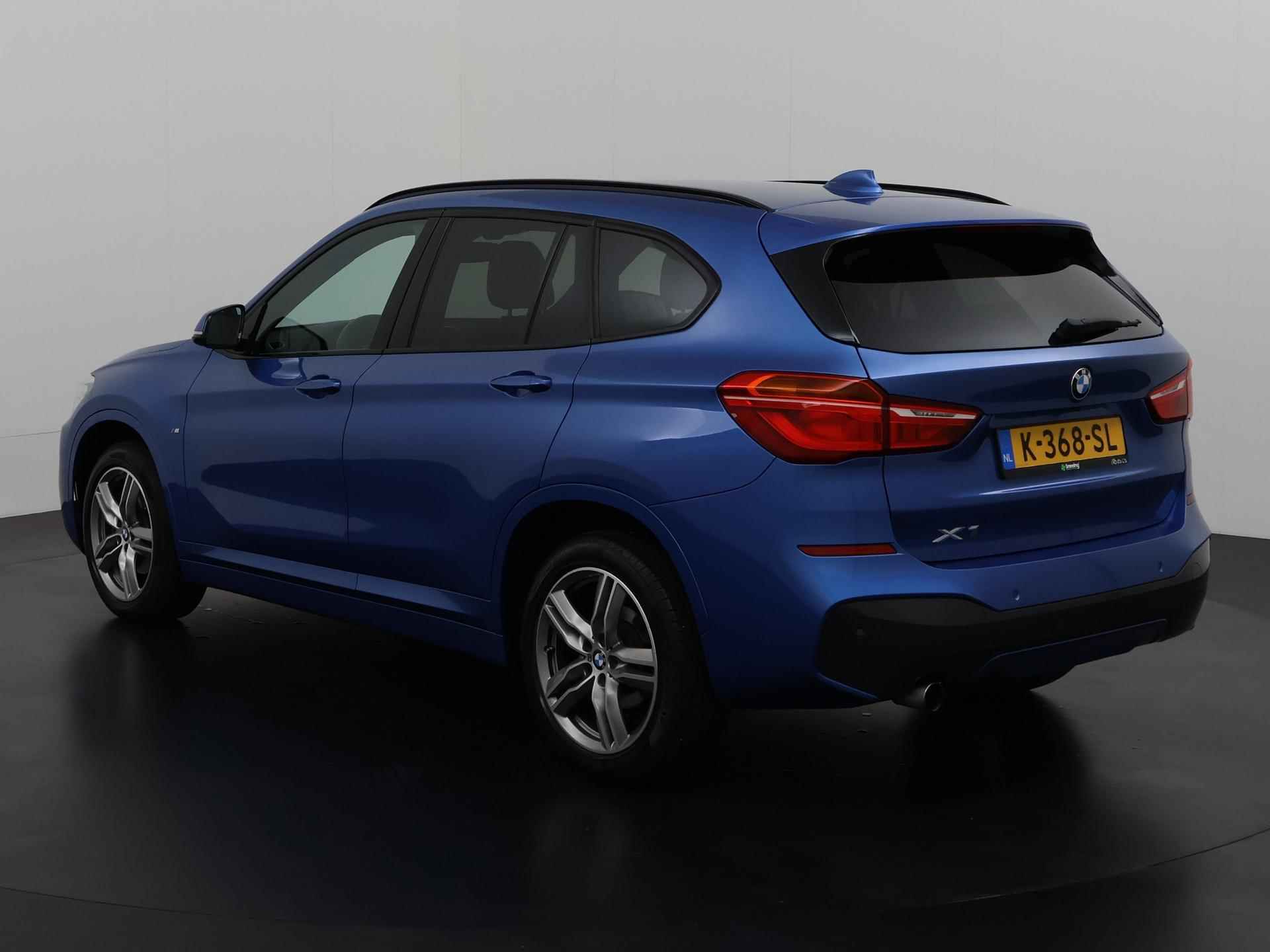 BMW X1 sDrive18i Centennial High Executive | Trekhaak | Camera | Leder | Zondag Open! - 6/38