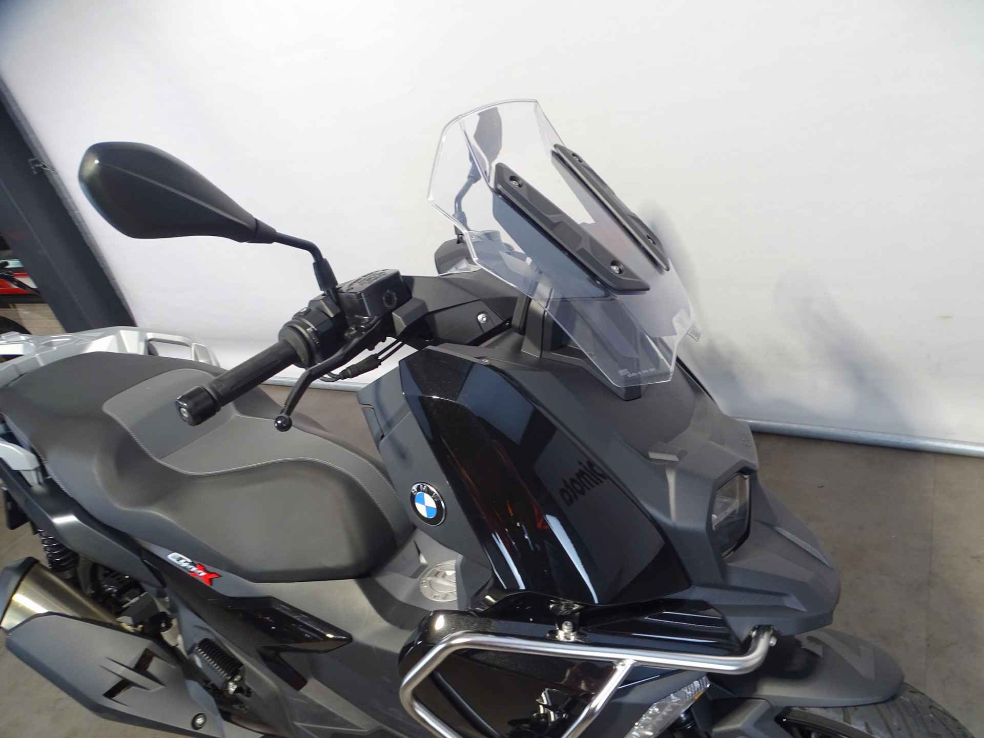 BMW C 400 X - 2/8