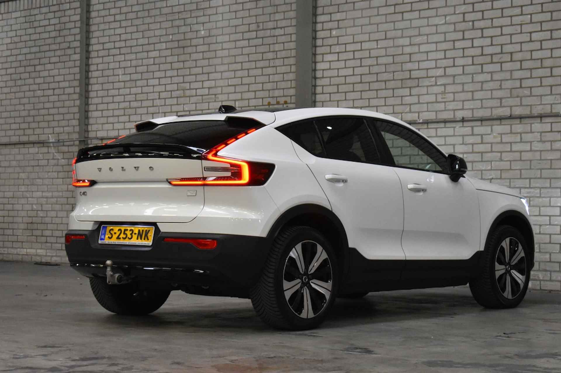 Volvo C40 Twin Ultimate 408pk/78kWh | Pixel | Trekhaak | RN80 | Getint gla - 36/37