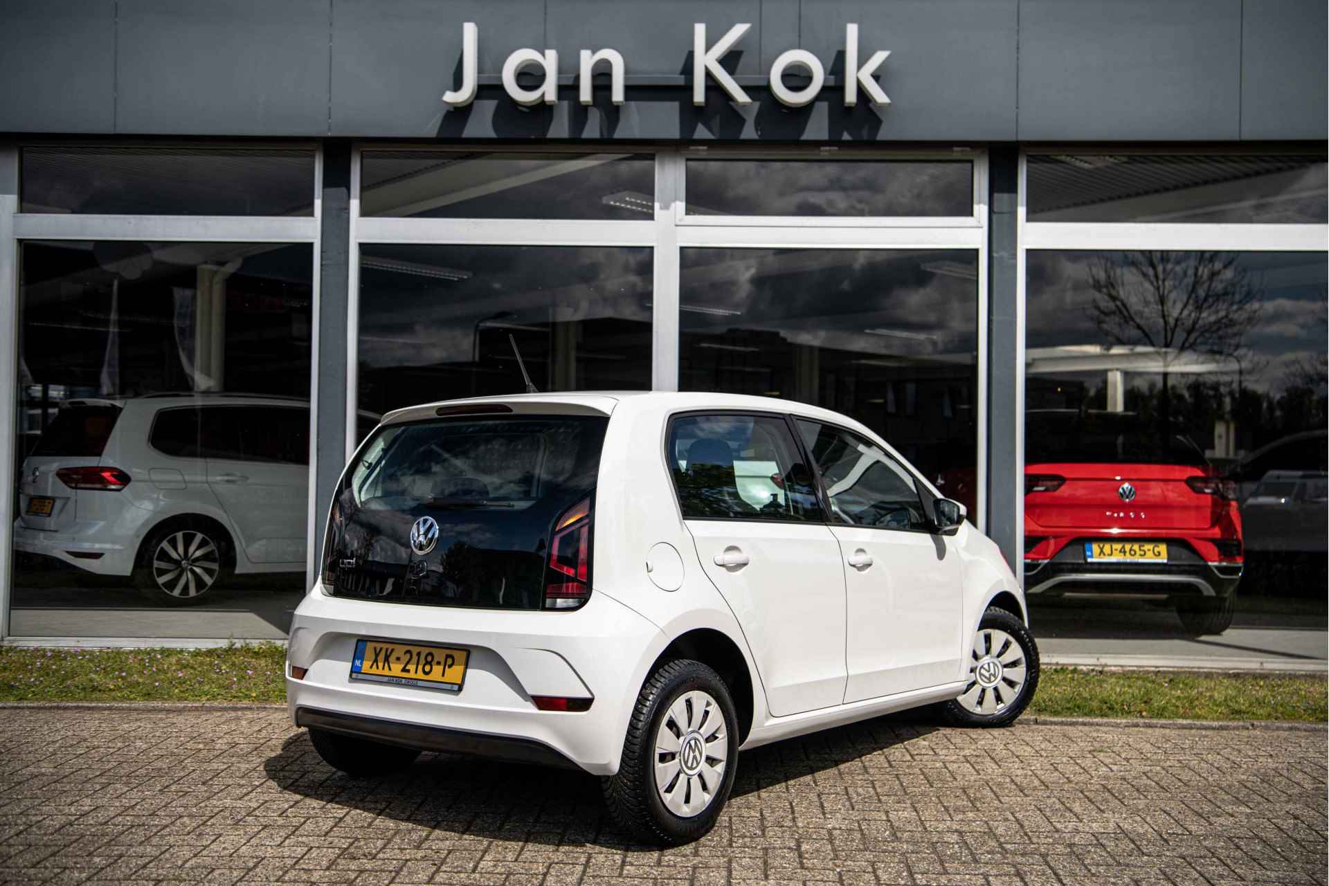 Volkswagen up! 1.0 move up! | Airco | Bluetooth - 3/34