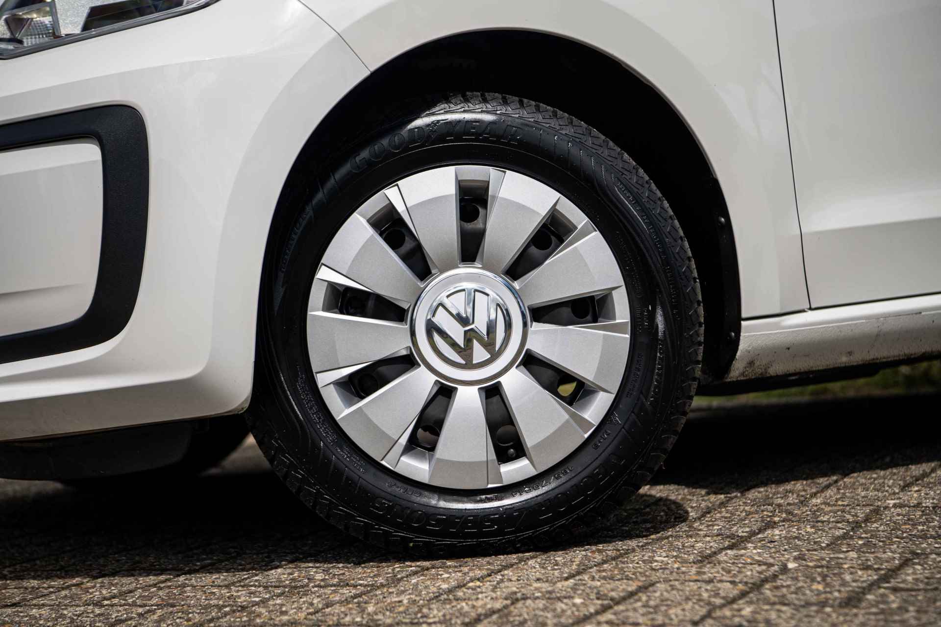 Volkswagen up! 1.0 move up! | Airco | Bluetooth - 34/34