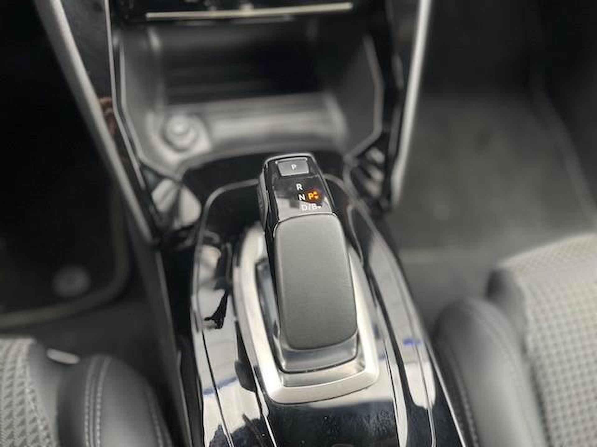 Peugeot e-208 EV GT 350 50 kWh | Profiteer van €2.000 subsidie* | Achteruitrijcamera | Navi | Apple Carplay | Adaptief Cruise Control | - 26/33