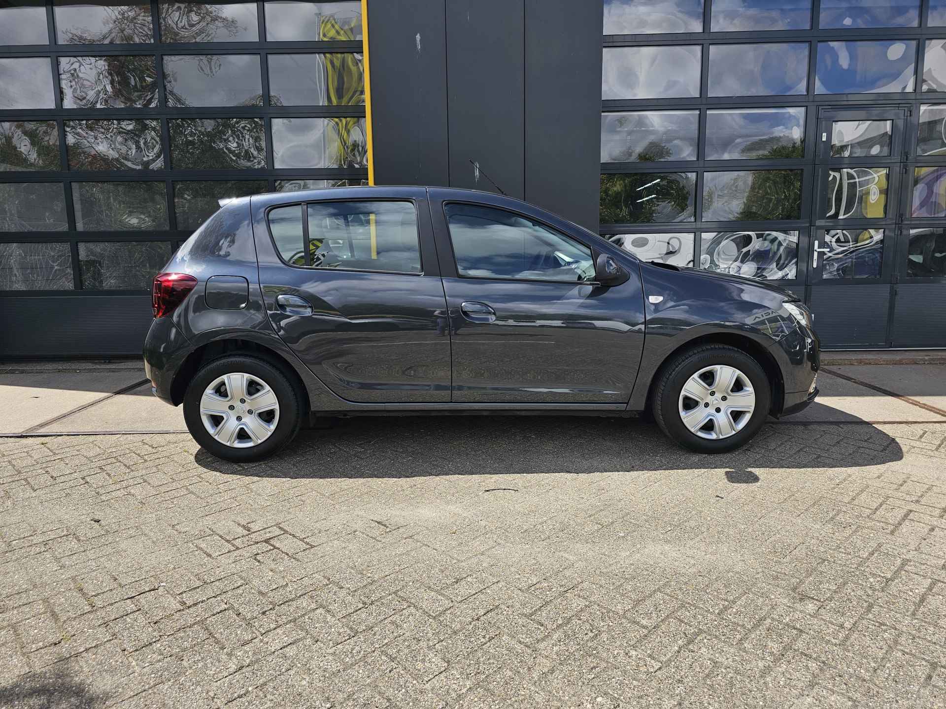 Dacia Sandero 1.0 TCe 100 Bi-Fuel Comfort | Navigatie | Cruise | Airco | Parkeersensoren | Losse dakdragers | incl. Bovag rijklaarpakket met 12 maanden garantie | - 7/29