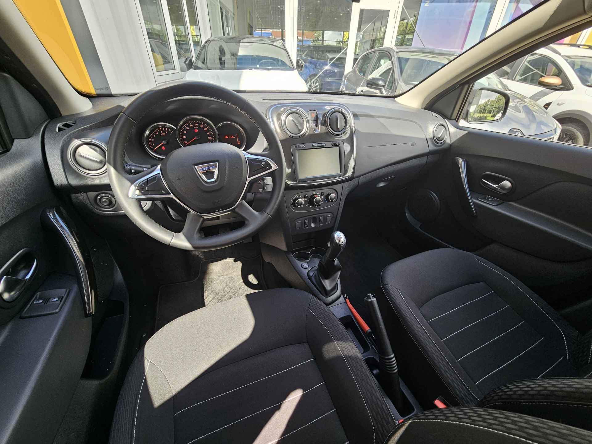 Dacia Sandero 1.0 TCe 100 Bi-Fuel Comfort | Navigatie | Cruise | Airco | Parkeersensoren | Losse dakdragers | incl. Bovag rijklaarpakket met 12 maanden garantie | - 11/29