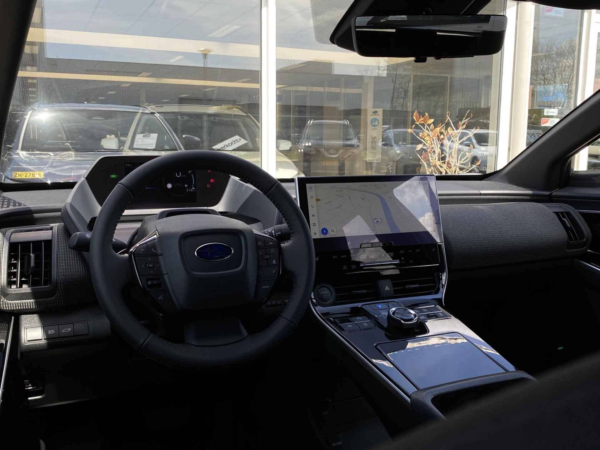 Subaru Solterra 71 kWh | uit voorraad leverbaar | Stoelverwarming voor | adaptieve cruise control | 360 graden camera | Navigatie | - 13/36