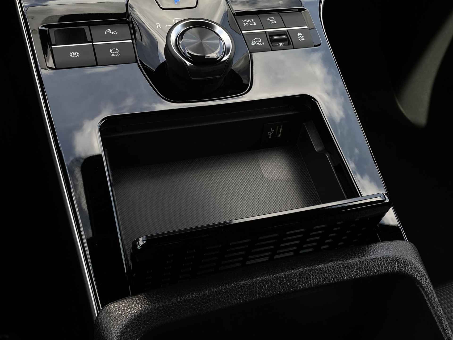 Subaru Solterra 71 kWh | uit voorraad leverbaar | Stoelverwarming voor | adaptieve cruise control | 360 graden camera | Navigatie | - 32/36
