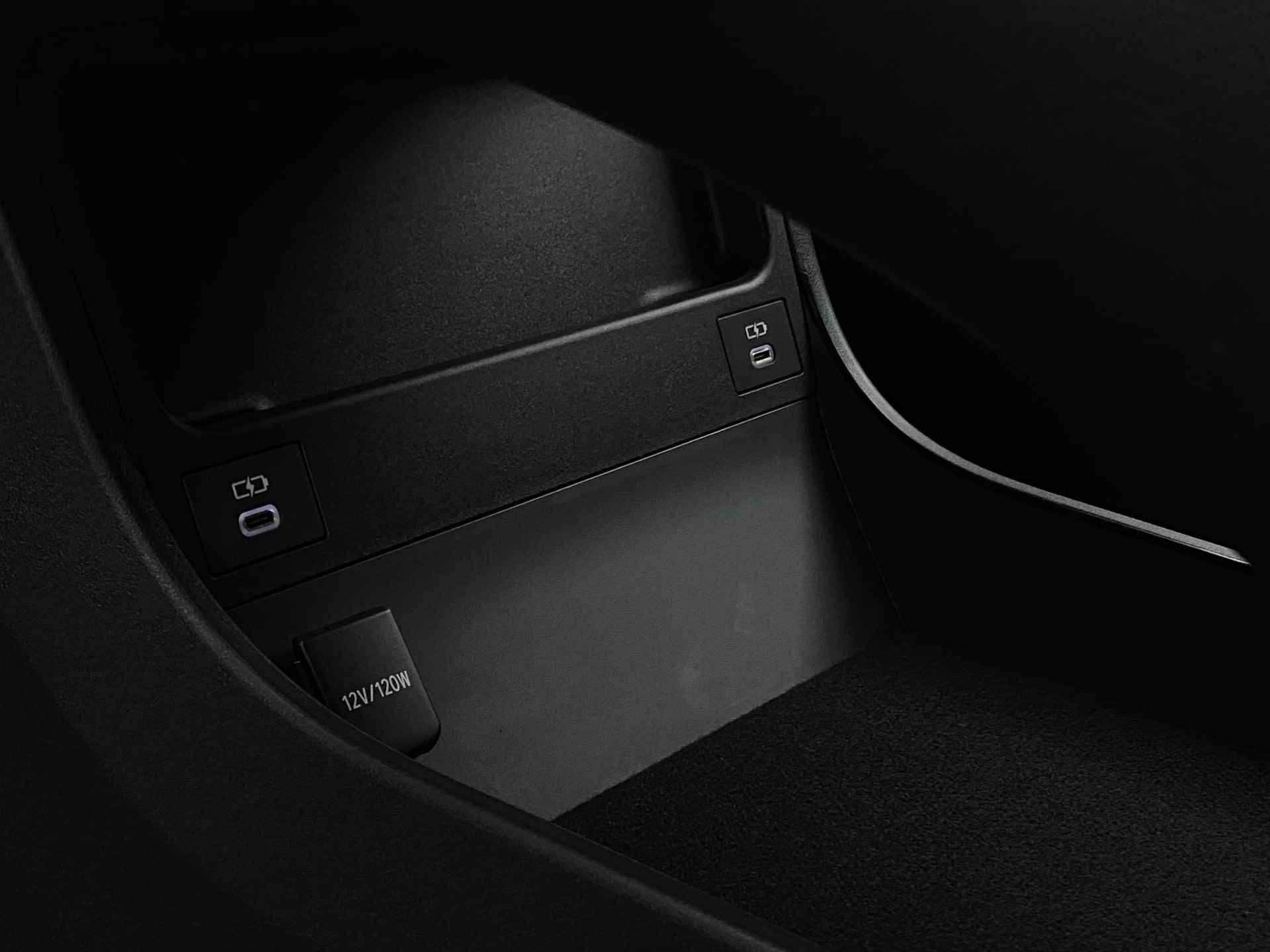 Subaru Solterra 71 kWh | uit voorraad leverbaar | Stoelverwarming voor | adaptieve cruise control | 360 graden camera | Navigatie | - 34/36