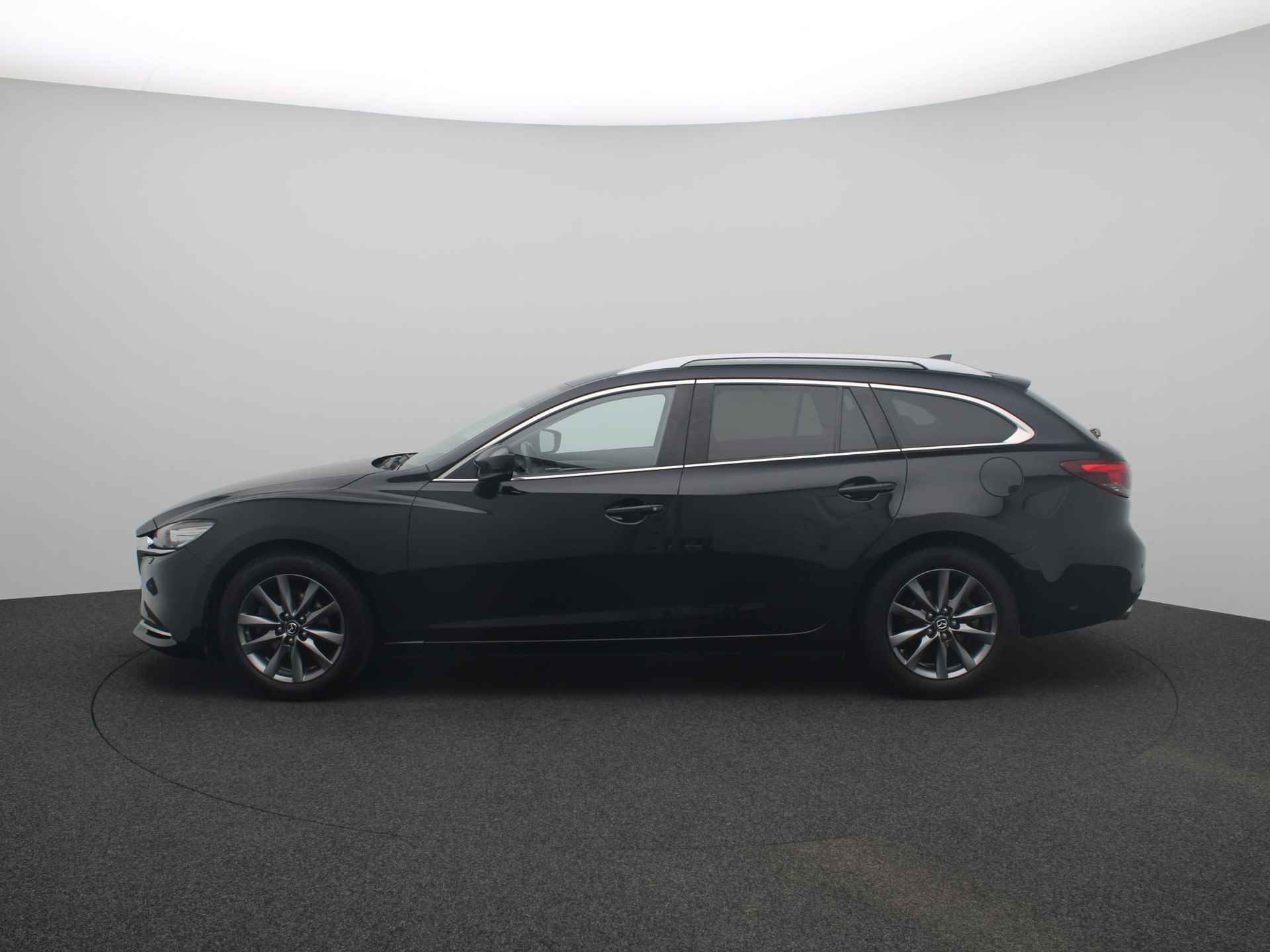 Mazda 6 Sportbreak 2.0 SkyActiv-G 165 Comfort | Camera | Climate Control | Stoelverwarming + Stuurverwarming | - 4/39