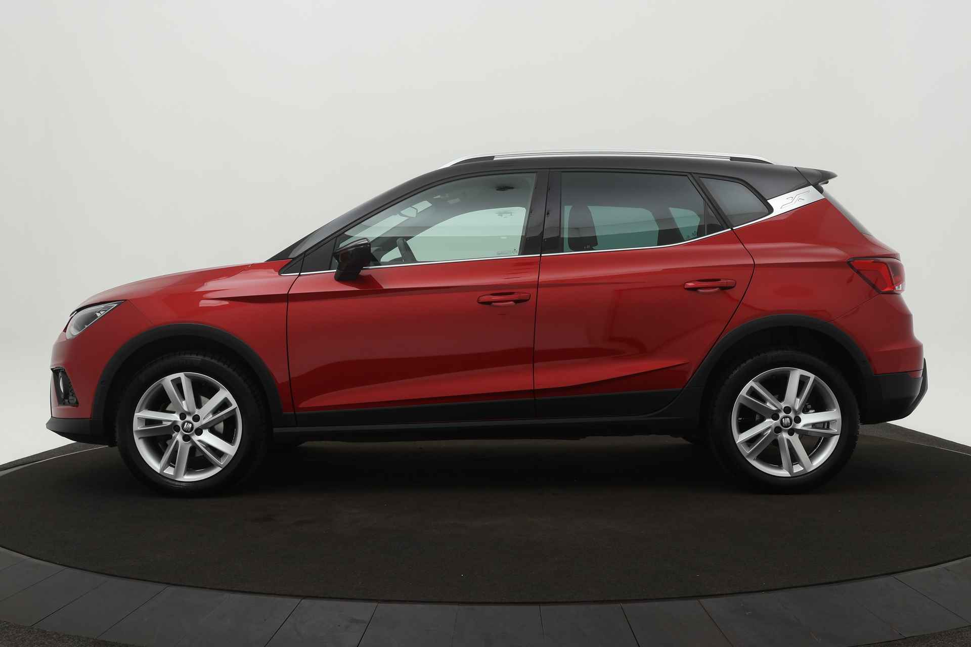 SEAT Arona BWJ 2019 | 1.5 TSI 150 PK EVO FR BuS Intense | VIR COCKPIT | CLIMA | CARPLAY | NAVI | FULL LED | - 7/32