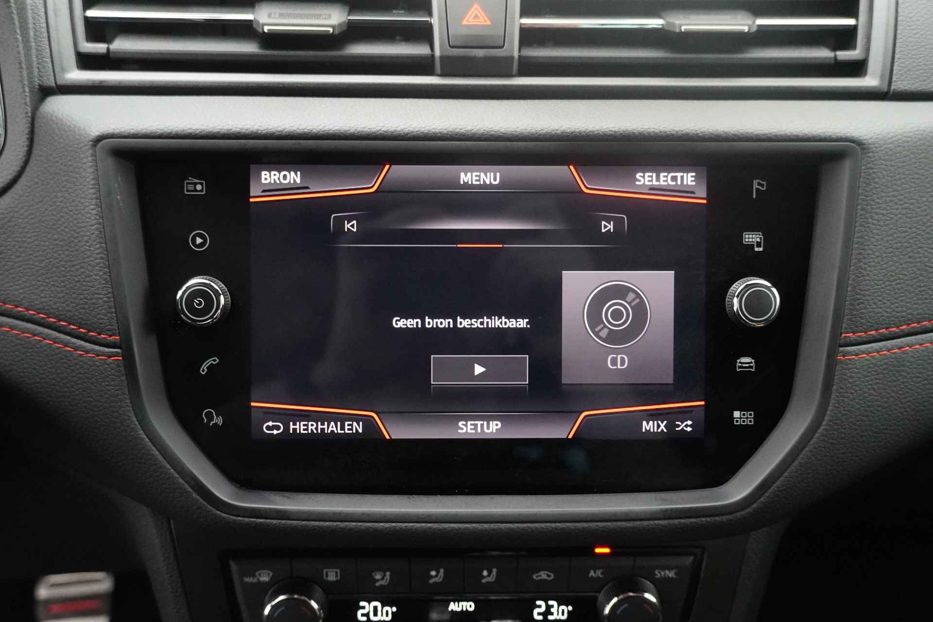 SEAT Arona BWJ 2019 | 1.5 TSI 150 PK EVO FR BuS Intense | VIR COCKPIT | CLIMA | CARPLAY | NAVI | FULL LED | - 13/32