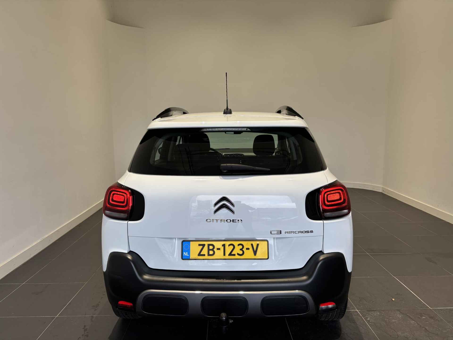 Citroen C3 Aircross 1.2 PureTech S&S Feel | Trekhaak | Airco | Cruise control - 9/18