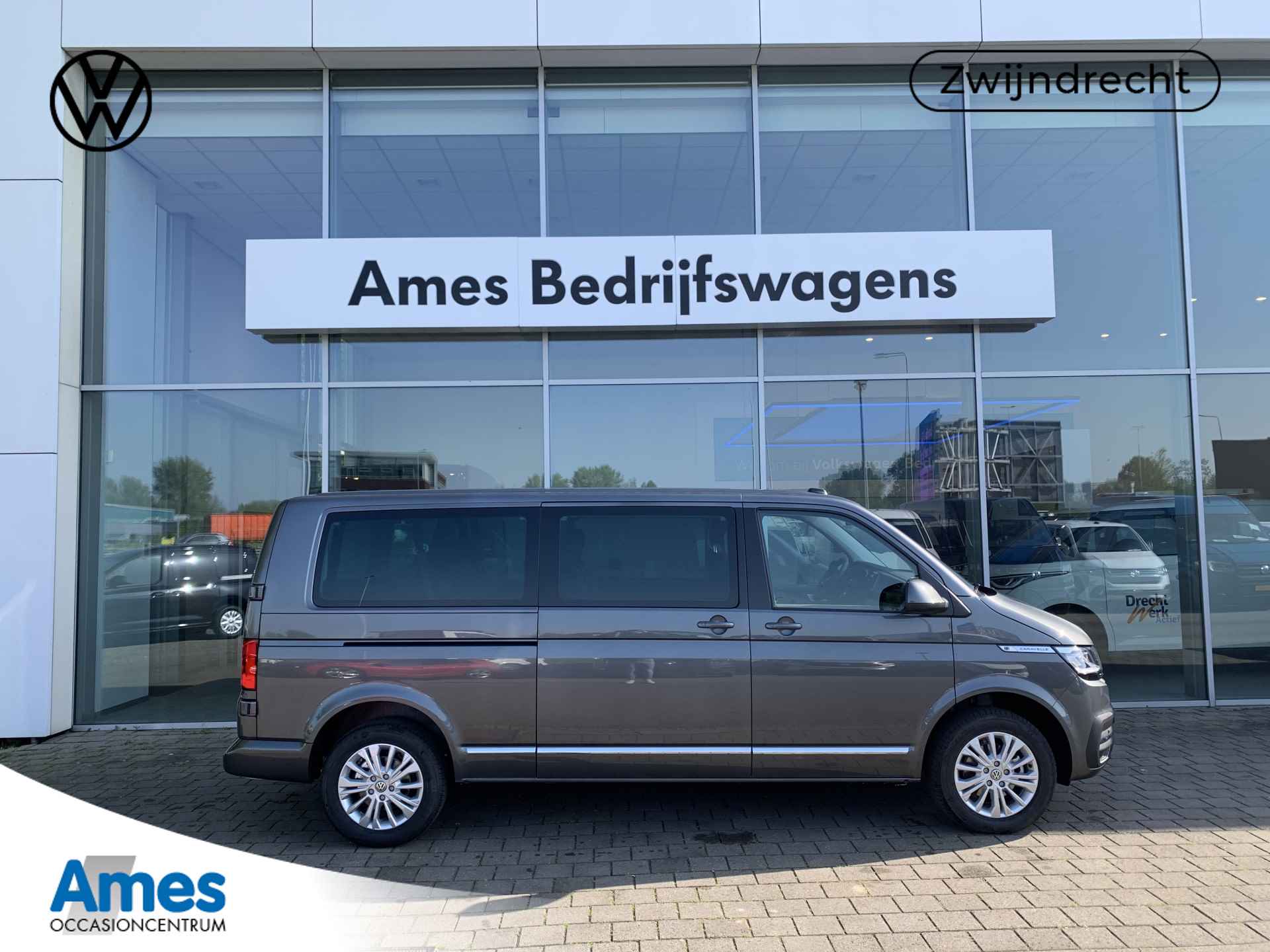 Volkswagen Transporter 2.0 TDI 150PK DSG Caravelle DC | Led | digital cockpit | Leer | Schuifdeuren elektrisch - 1/27