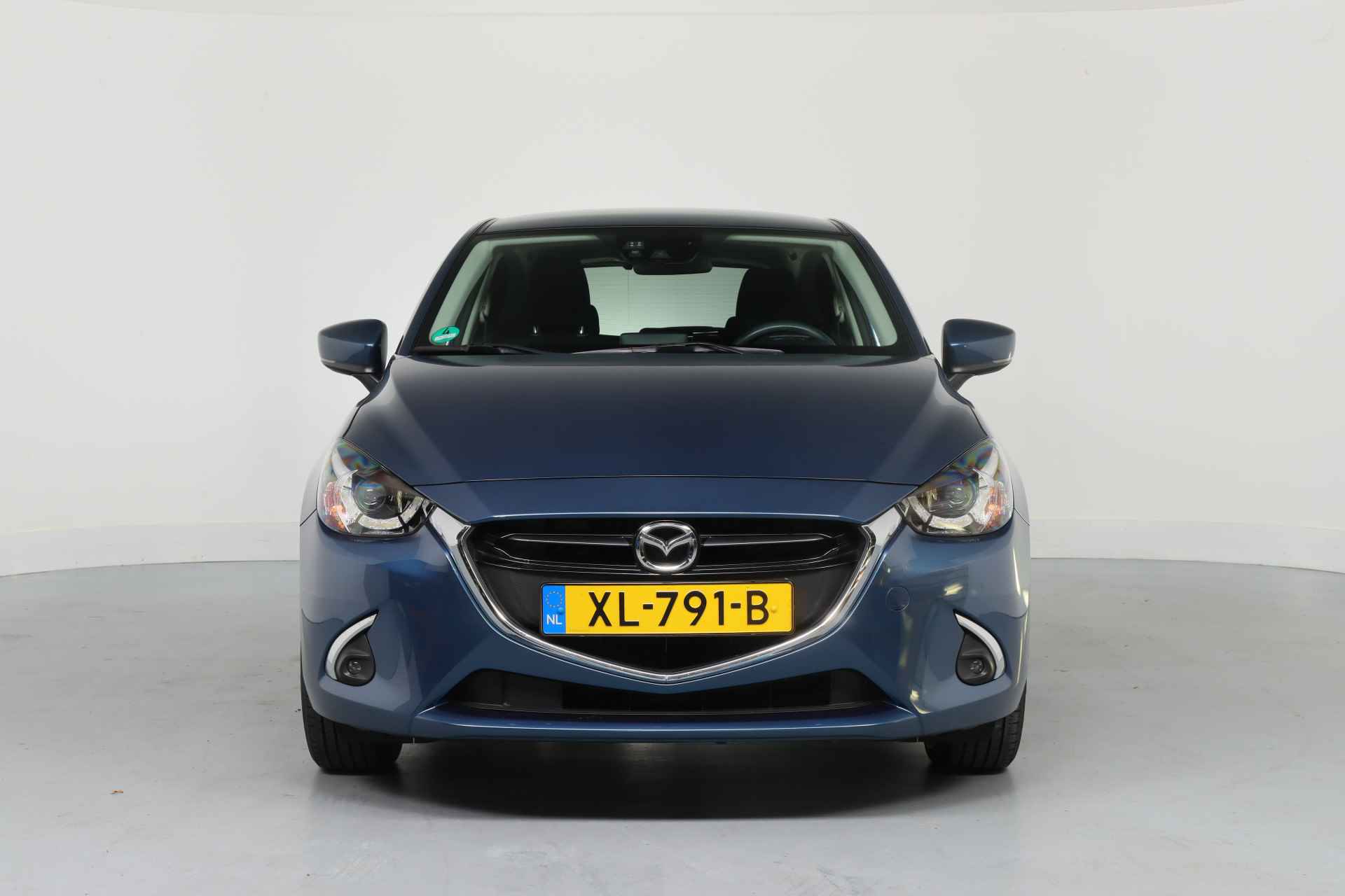 Mazda 2 1.5 Skyactiv-G GT-M | Trekhaak | Climate Control | HUD | Camera | Stoelverwarming | Navigatie | Parkeersensoren | Lichtmetalen v - 2/38