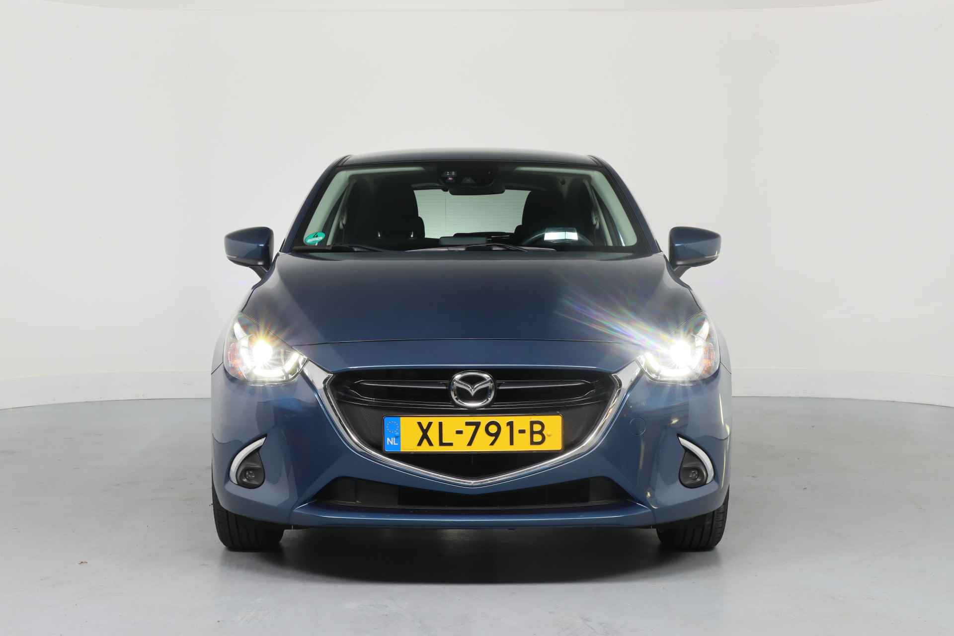 Mazda 2 1.5 Skyactiv-G GT-M | Trekhaak | Climate Control | HUD | Camera | Stoelverwarming | Navigatie | Parkeersensoren | Lichtmetalen v - 3/38