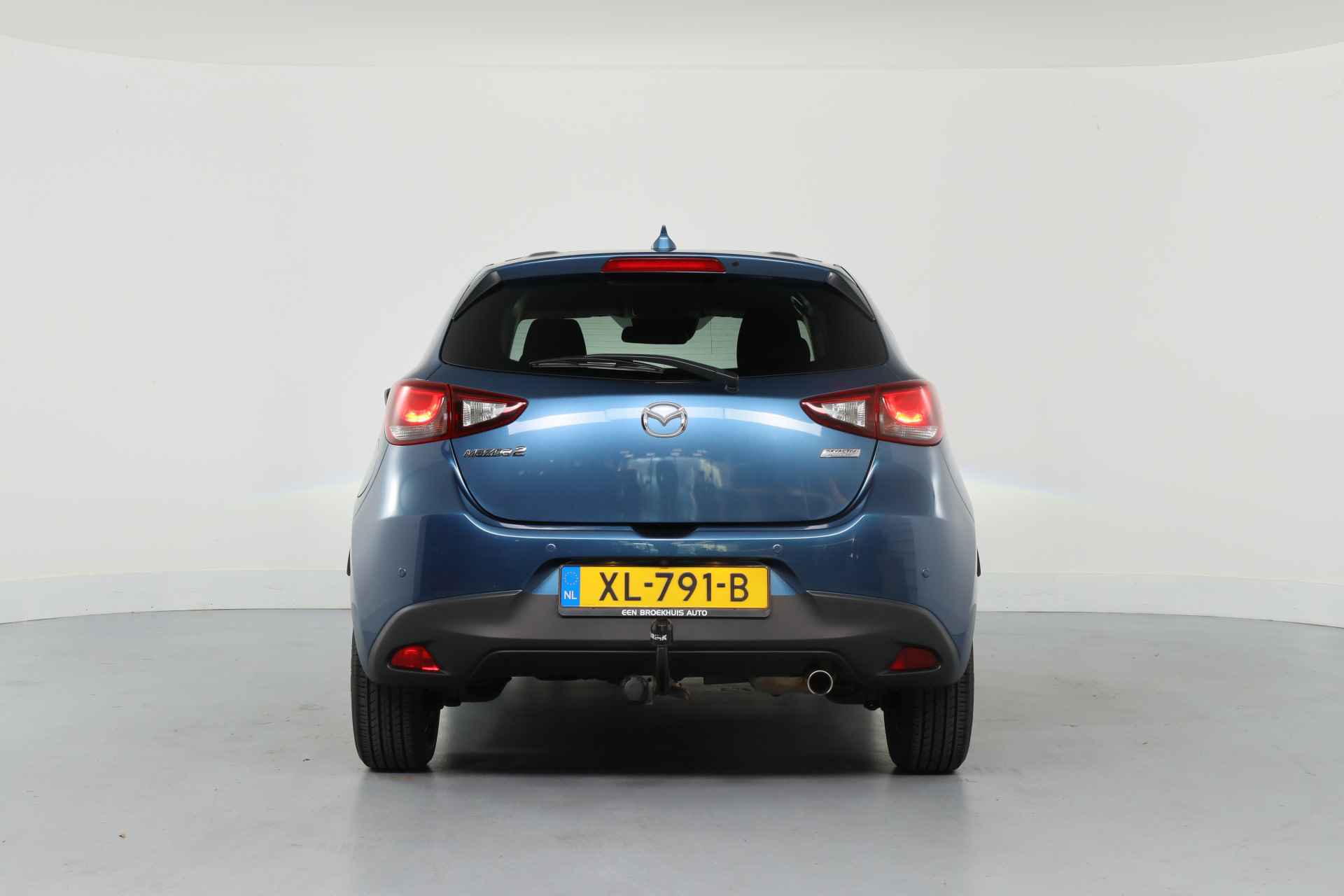 Mazda 2 1.5 Skyactiv-G GT-M | Trekhaak | Climate Control | HUD | Camera | Stoelverwarming | Navigatie | Parkeersensoren | Lichtmetalen v - 4/38