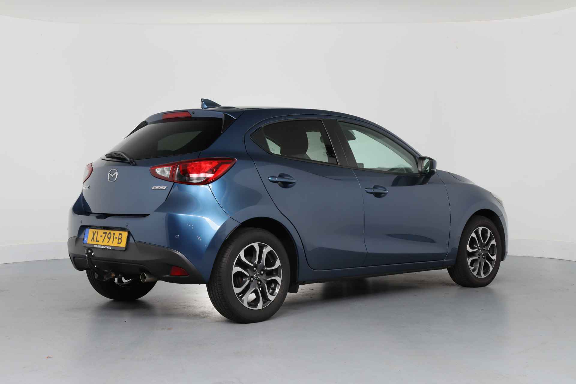 Mazda 2 1.5 Skyactiv-G GT-M | Trekhaak | Climate Control | HUD | Camera | Stoelverwarming | Navigatie | Parkeersensoren | Lichtmetalen v - 5/38