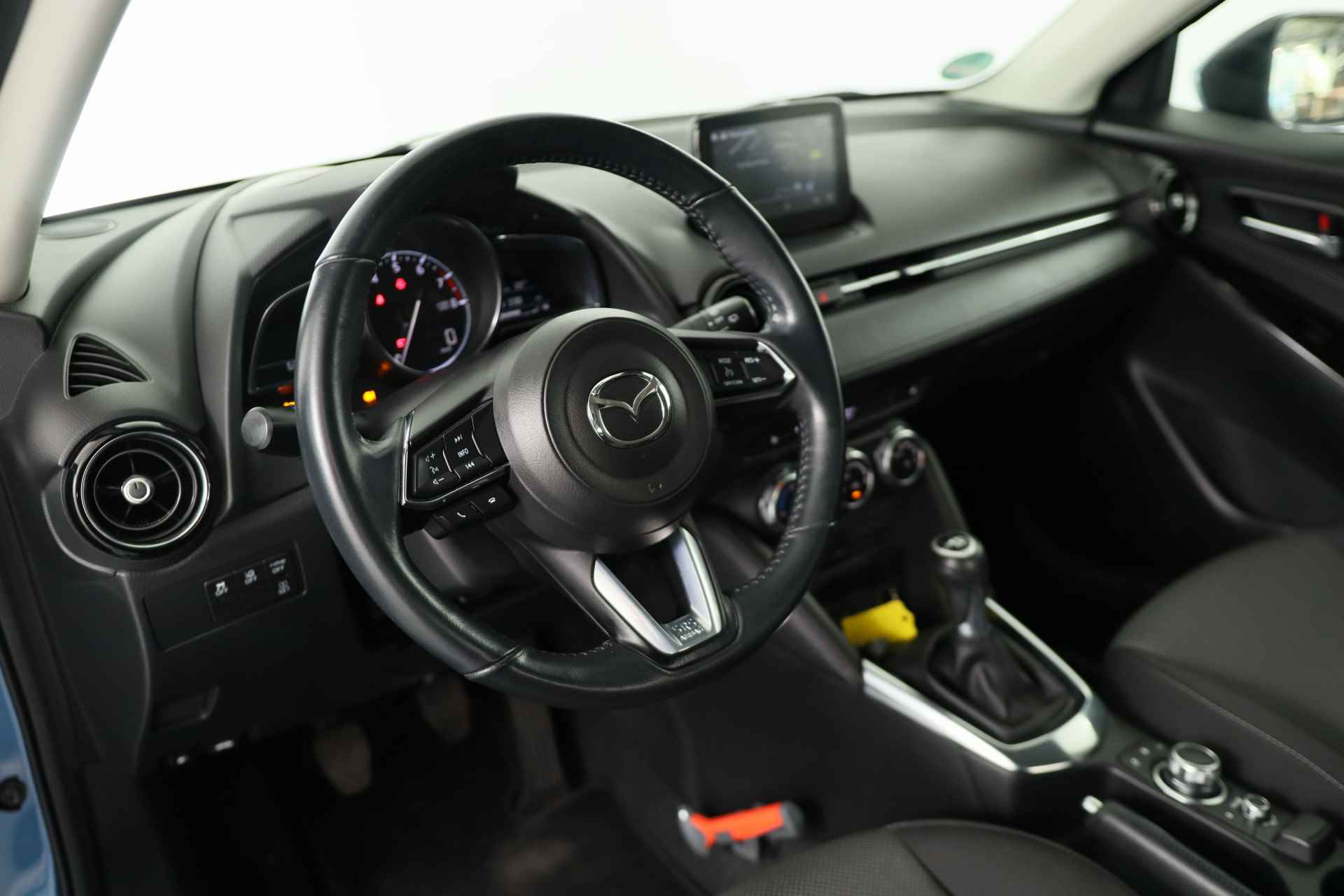 Mazda 2 1.5 Skyactiv-G GT-M | Trekhaak | Climate Control | HUD | Camera | Stoelverwarming | Navigatie | Parkeersensoren | Lichtmetalen v - 7/38