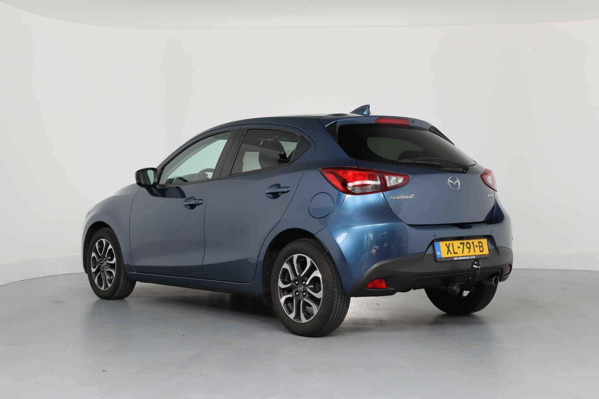 Mazda 2 1.5 Skyactiv-G GT-M | Trekhaak | Climate Control | HUD | Camera | Stoelverwarming | Navigatie | Parkeersensoren | Lichtmetalen v - 26/38