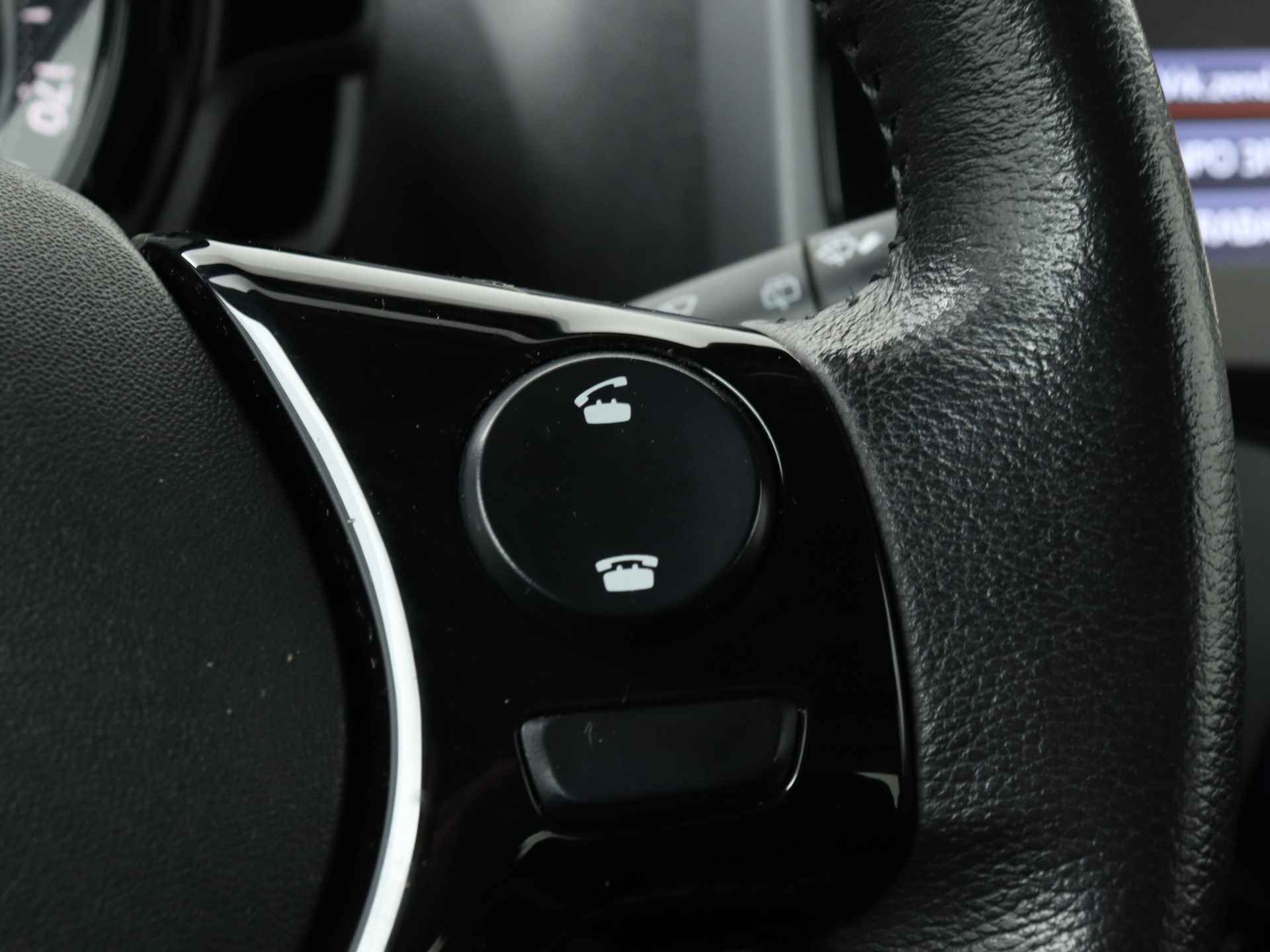 Toyota Aygo 1.0 VVT-i x-play | Cabrio | Camera | Bluetooth | Airco | - 23/42