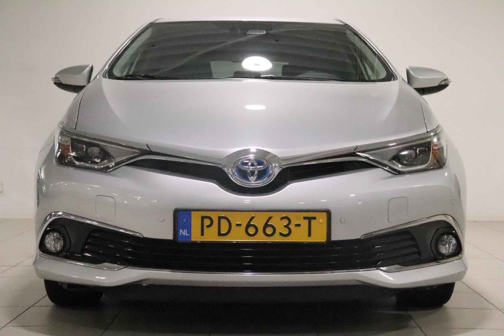 Toyota Auris 1.8 Hybrid Executive, Navigatie, Stoelverwarming, Cruise Control, Climate Control, Camera - 10/35