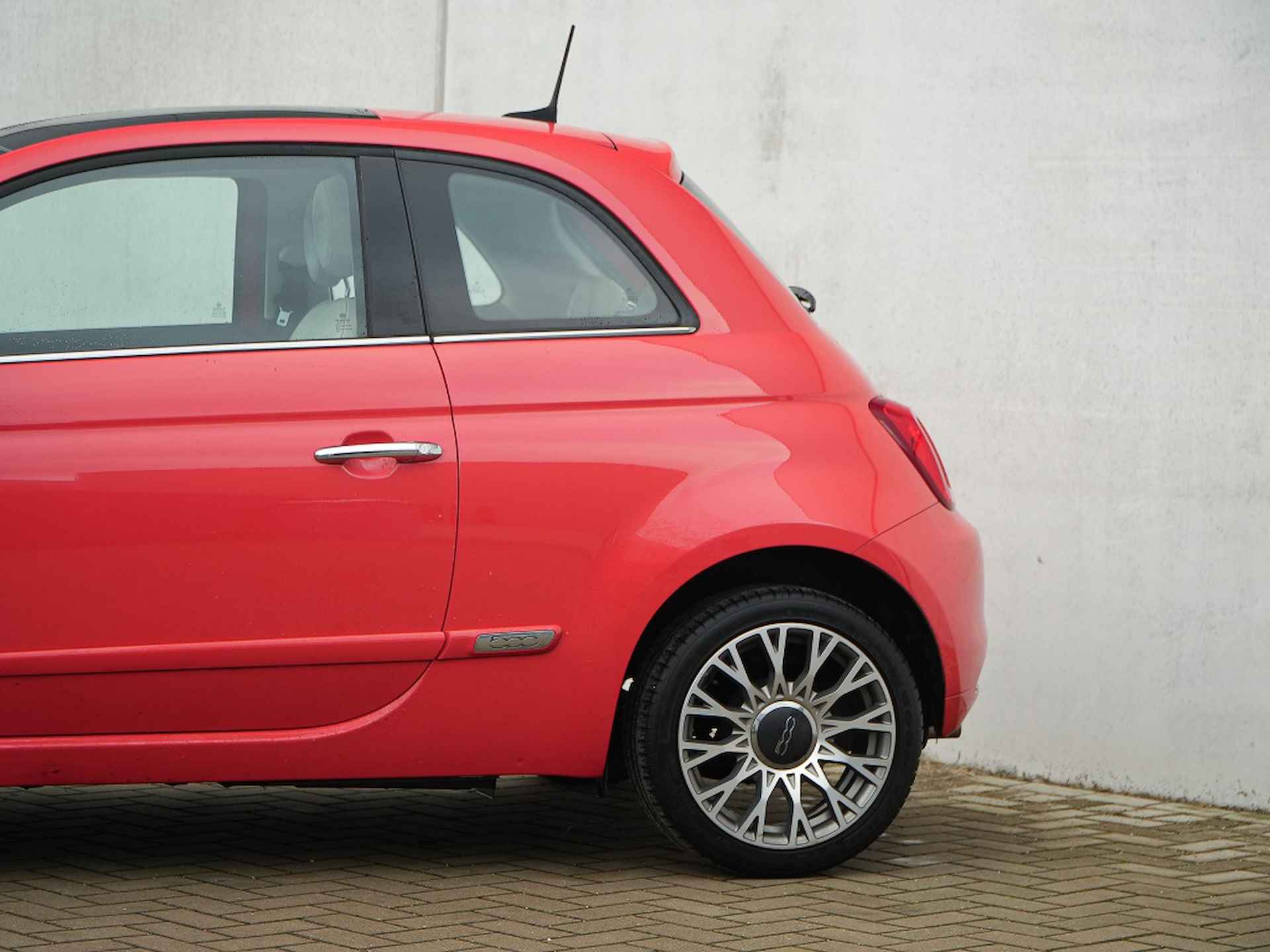 Fiat 500 1.2 Lounge 69 PK | Navi | Pano | PDC | 16" - 11/35