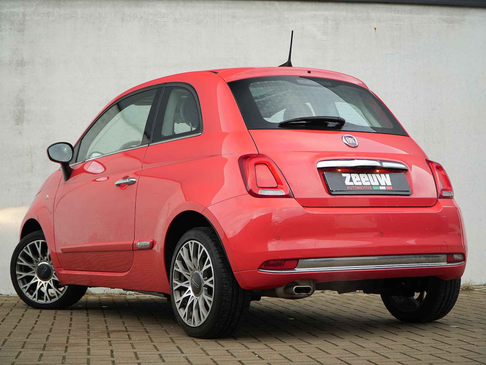 Fiat 500 1.2 Lounge 69 PK | Navi | Pano | PDC | 16" - 13/35