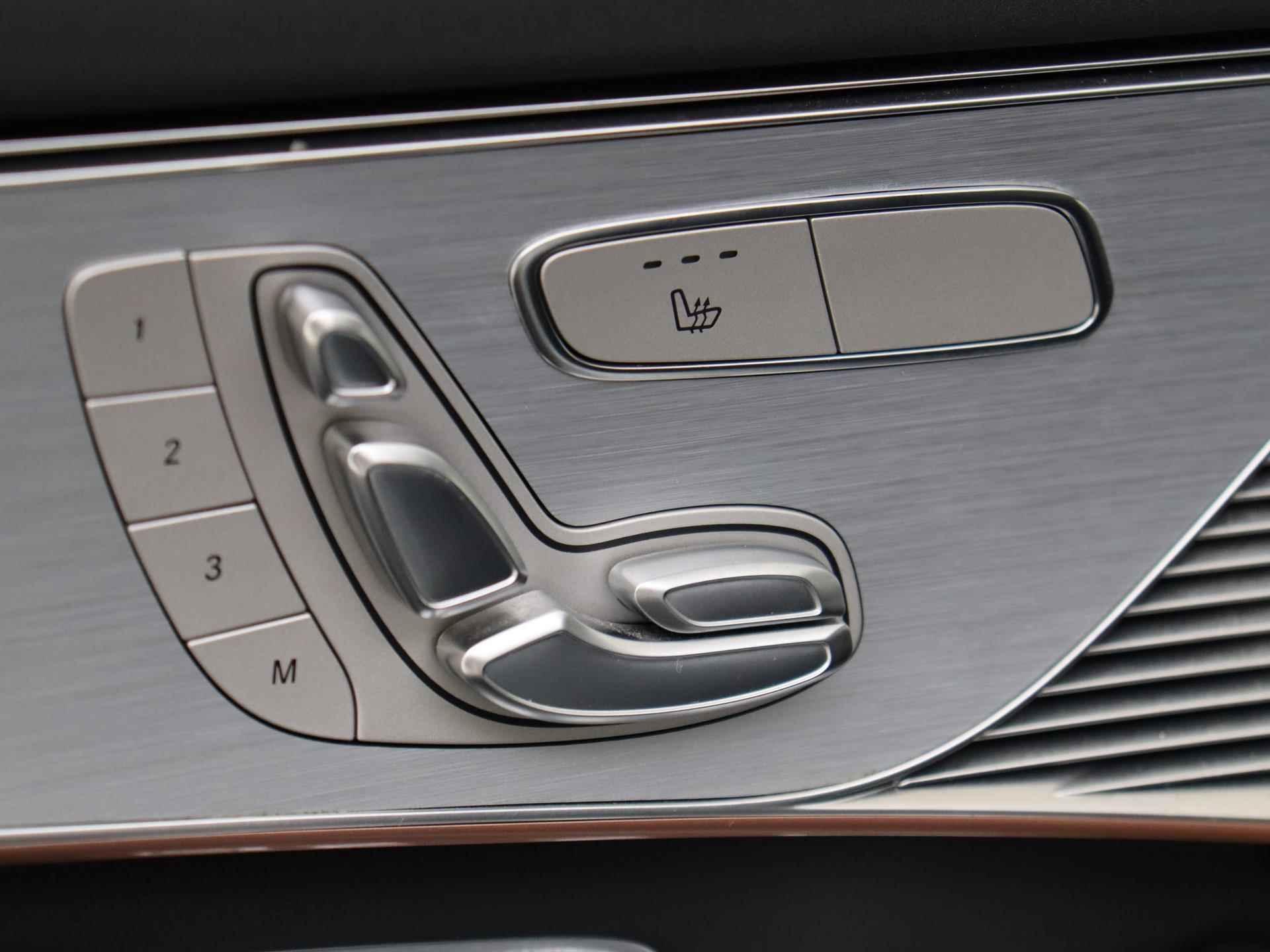 Mercedes-Benz EQC 400 4MATIC Business Solution AMG 80 kWh / Schuifdak/ Memory stoelen/ Nightpakket/ 21 Inch/ Rijassistentiepakket/ Head up display/ - 28/36