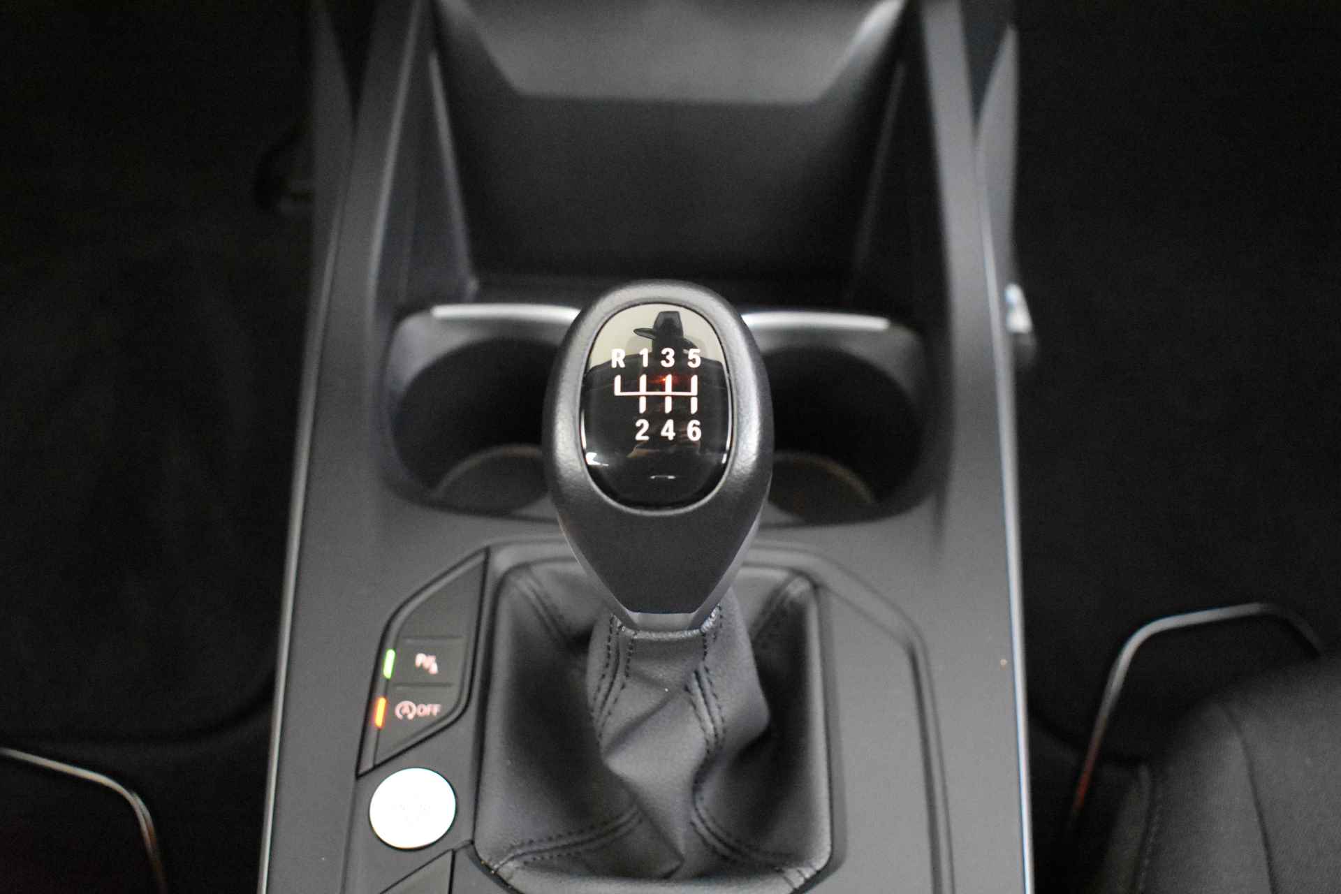 BMW 1-serie 116i Executive / Cruise Control / LED / Live Cockpit Professional / PDC / Multifunctioneel stuurwiel - 26/46