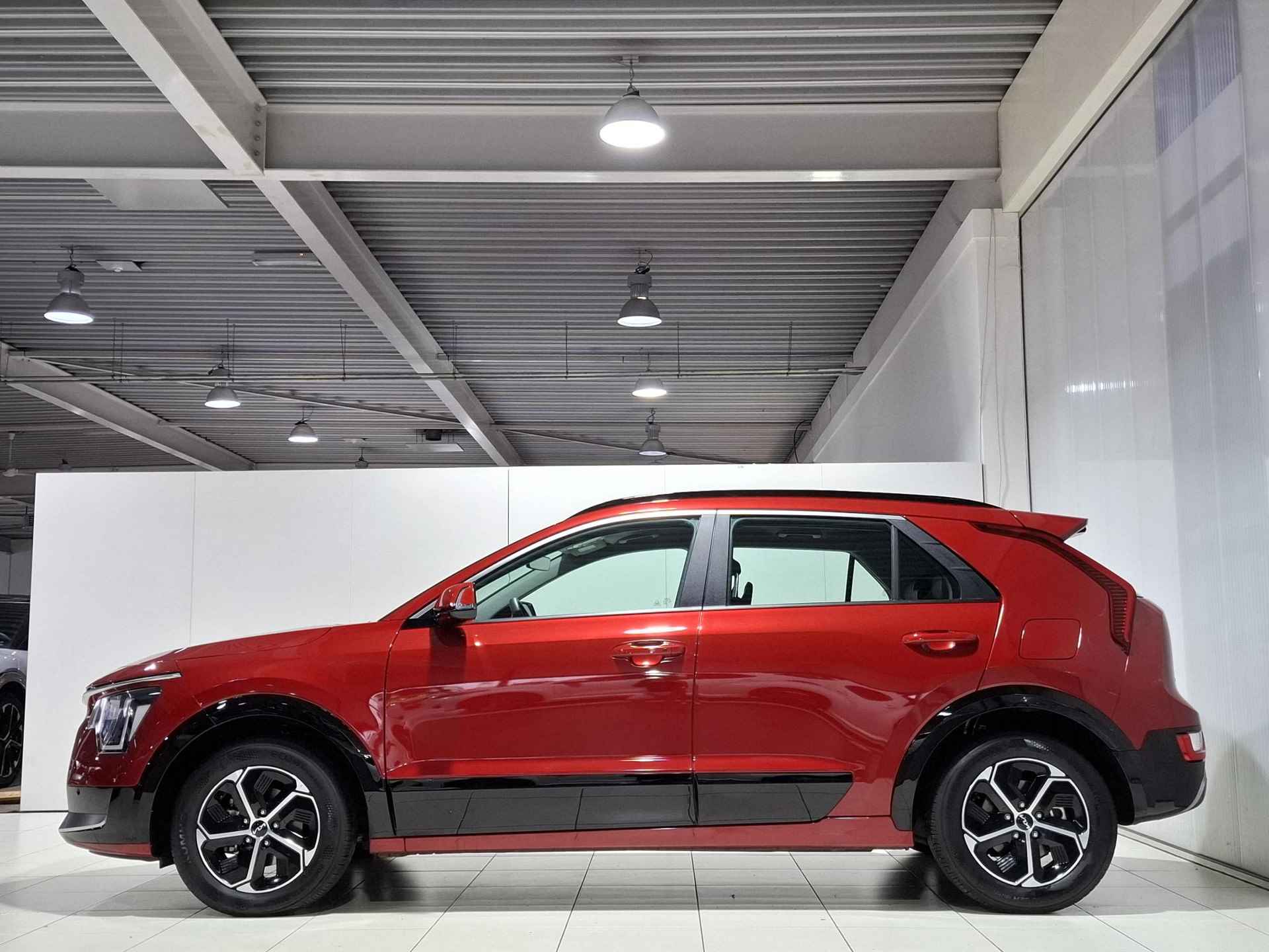 Kia Niro 1.6 GDi Hybrid DynamicLine - 7/36