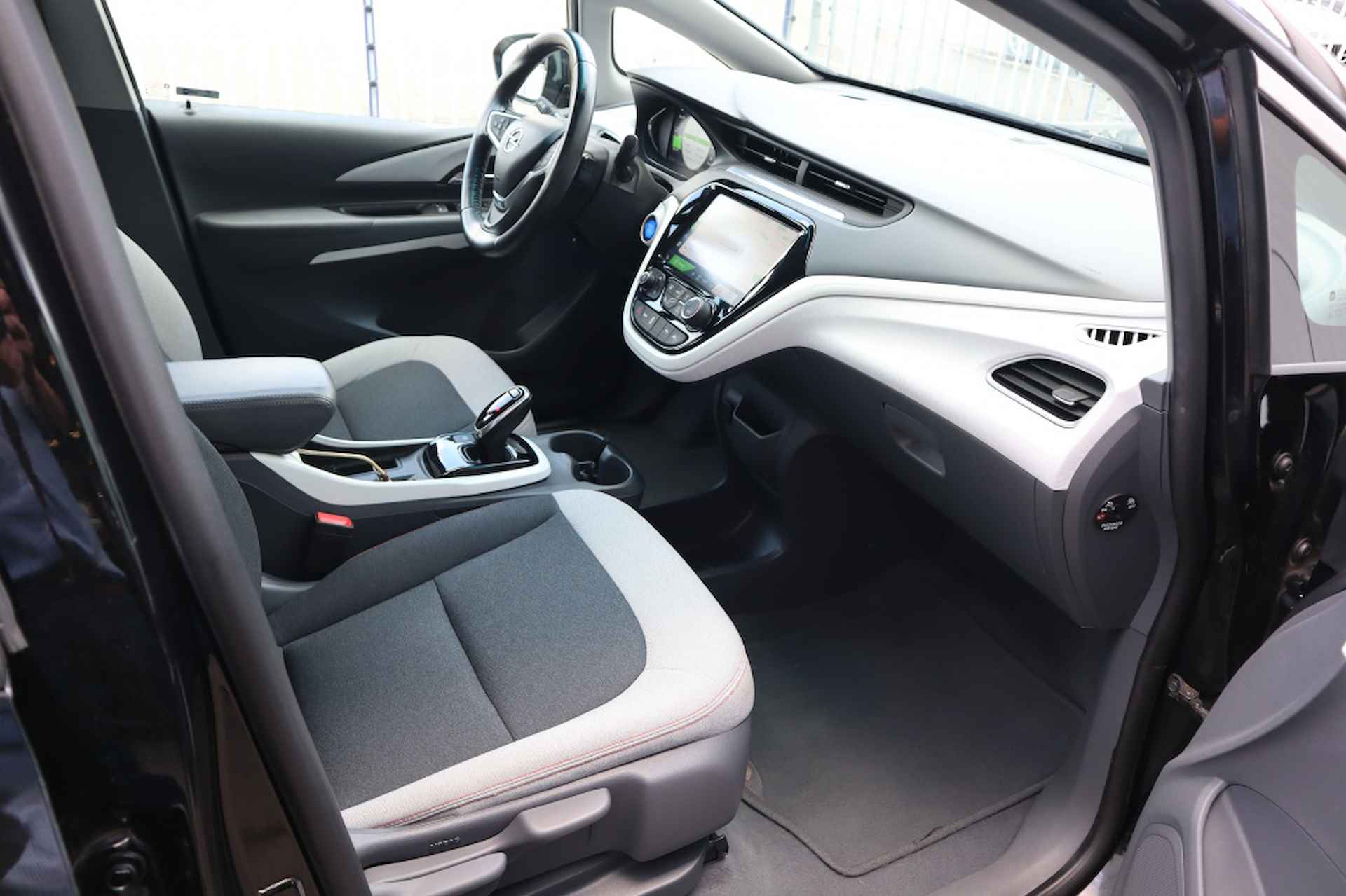 Opel Ampera-e Business Executive 65 kWh/Nieuwe accu/Apple/AndroidAuto - 18/40