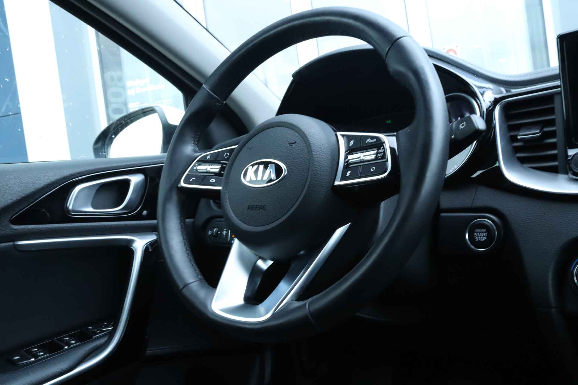 Kia Ceed Sportswagon 1.6 GDI PHEV DynamicPlusLine - 34/36