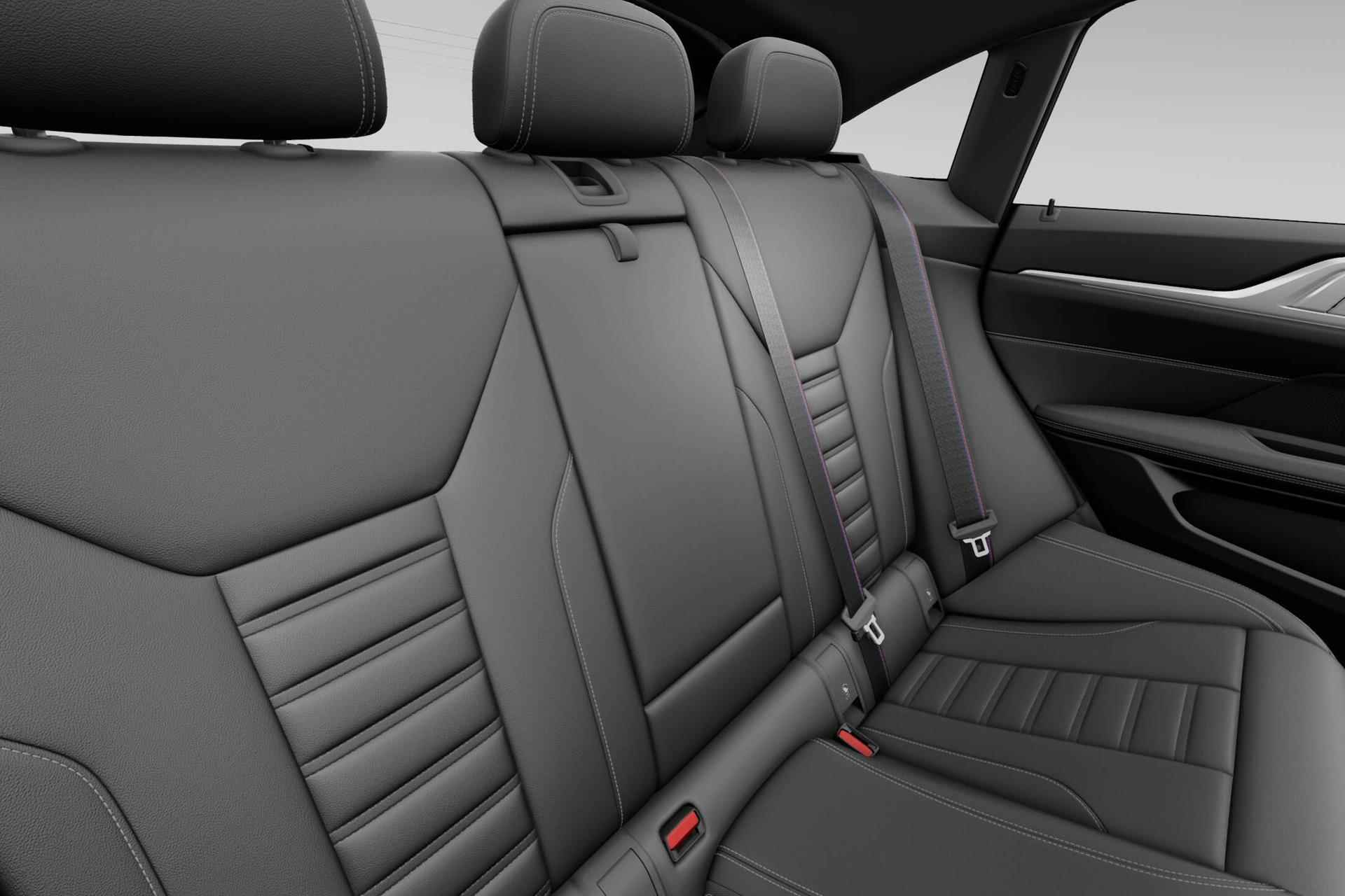 BMW i4 eDrive35 High Executive 70 kWh | M Sportpakket Pro | Elektrisch verwarmde voorstoelen - 17/20