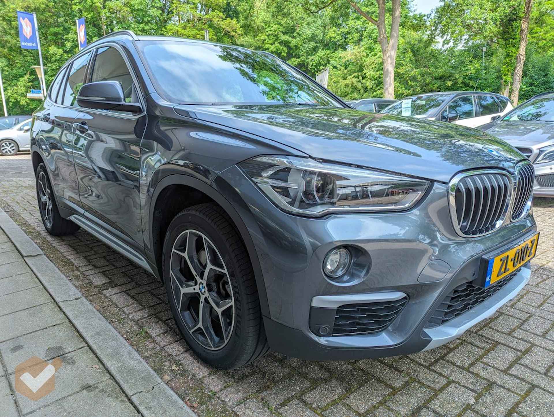 BMW X1 sDrive 2.0i High Executive Automaat NL-Auto *Geen Afl. kosten* - 8/56