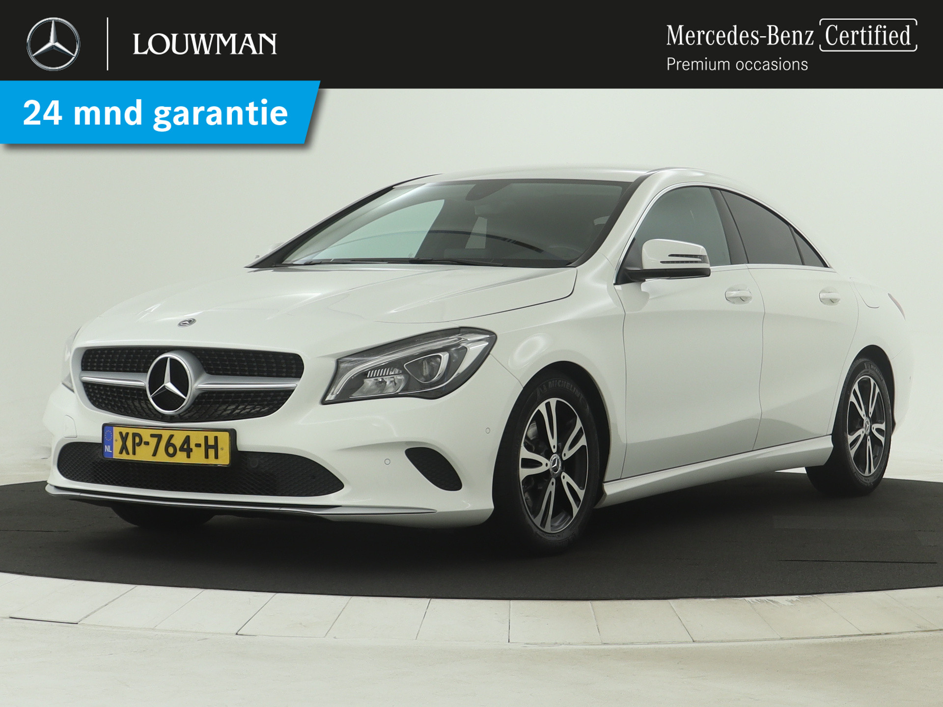 Mercedes-Benz CLA-Klasse 180 Ambition | Navigatie | Parkeerhulpcamera | Parkeersensoren V + A | Cruise control | Inclusief 24 MB Premium Certified garantie voor Europa.