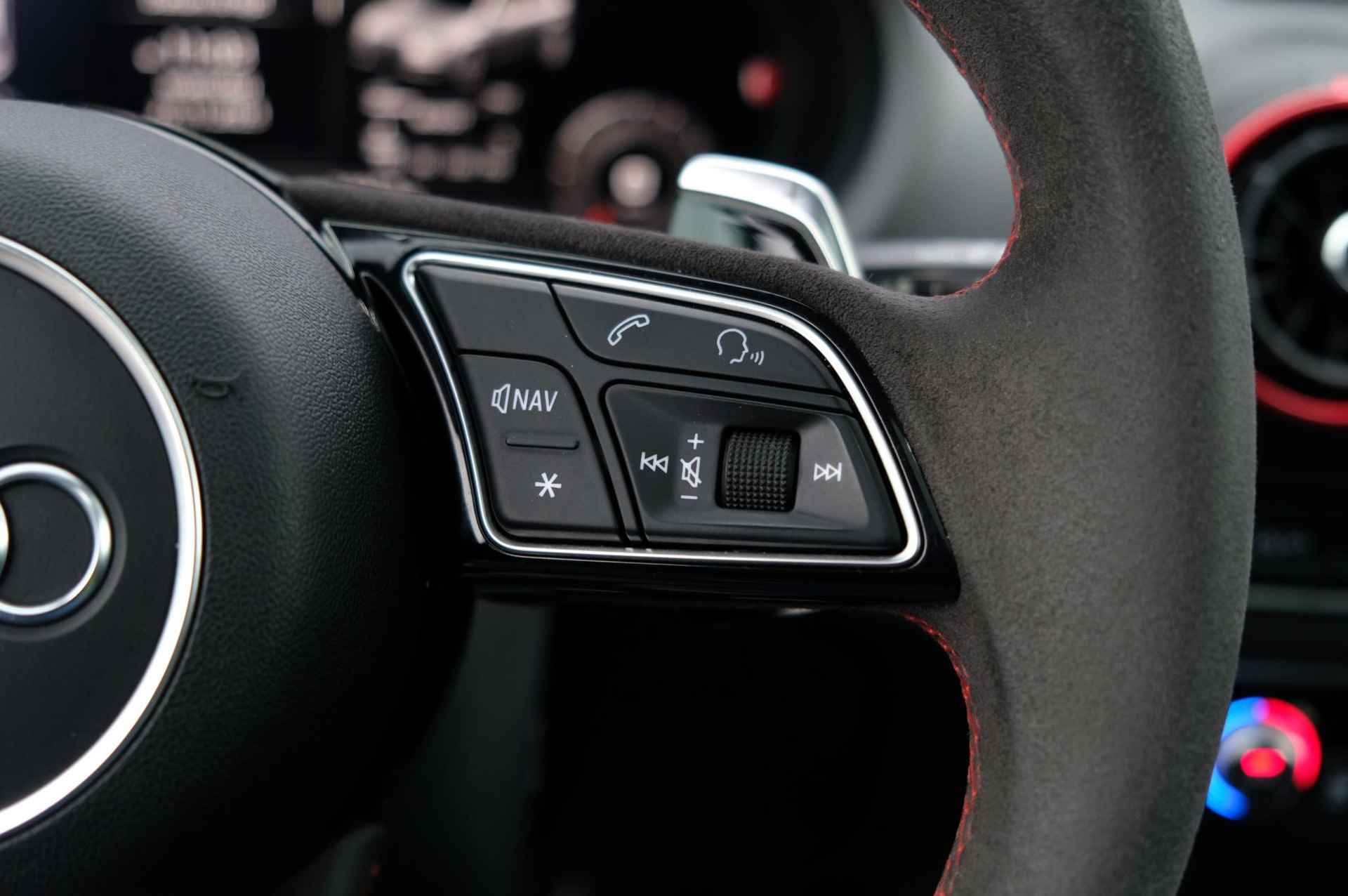 Audi RS3 2.5 TFSI RS3 quattro | 640PK | MMI Plus | Schuif / Kanteldak | Milltek Uitlaat Systeem | Adaptive Cruise Control | Navigatie - 21/38