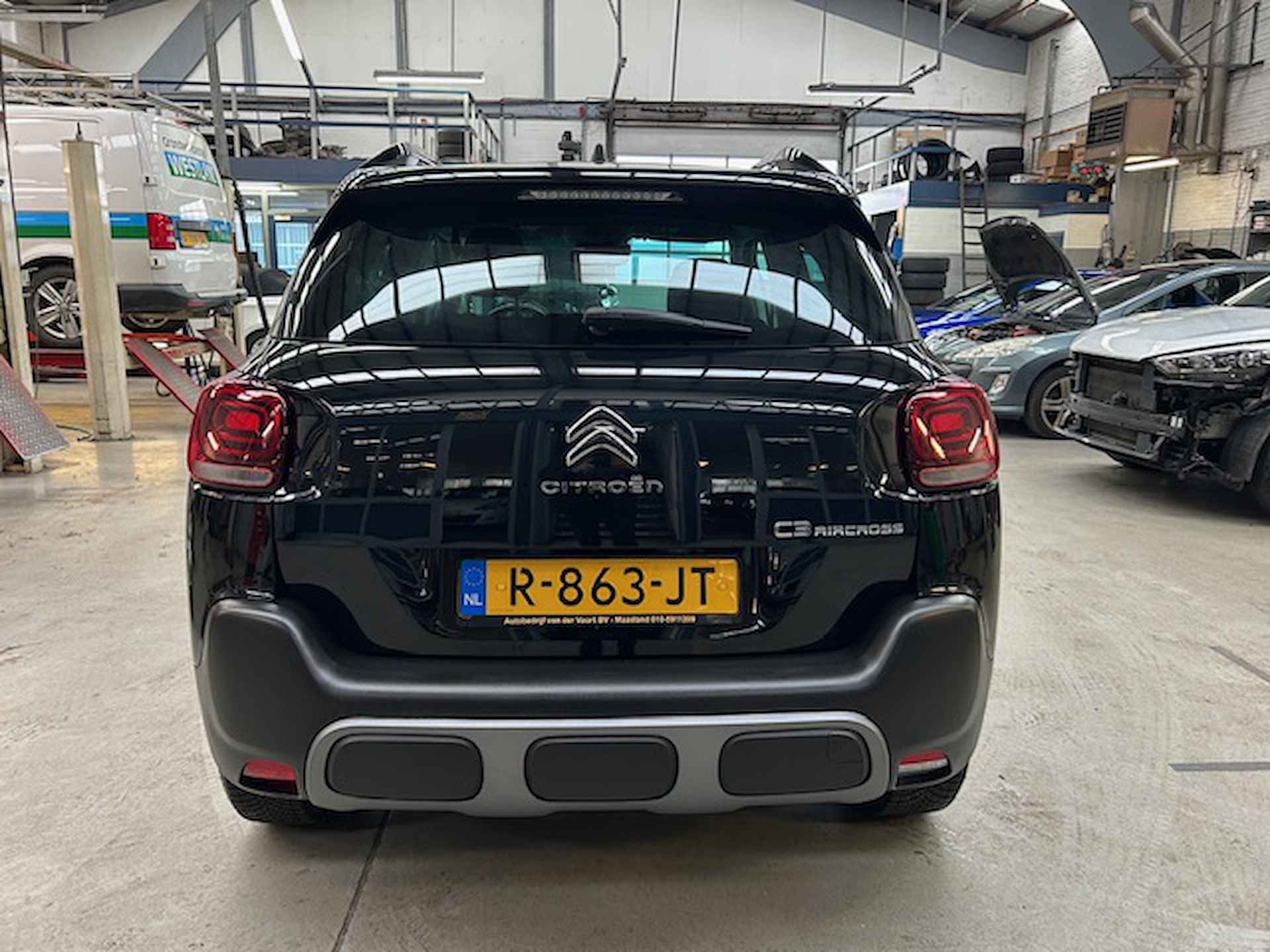 Citroen C3 Aircross 1.2 PureTech 110pk Feel | Airco | Navigatie | Apple carplay / Android auto | All season banden | NAP | Rijklaar prijs! - 6/22