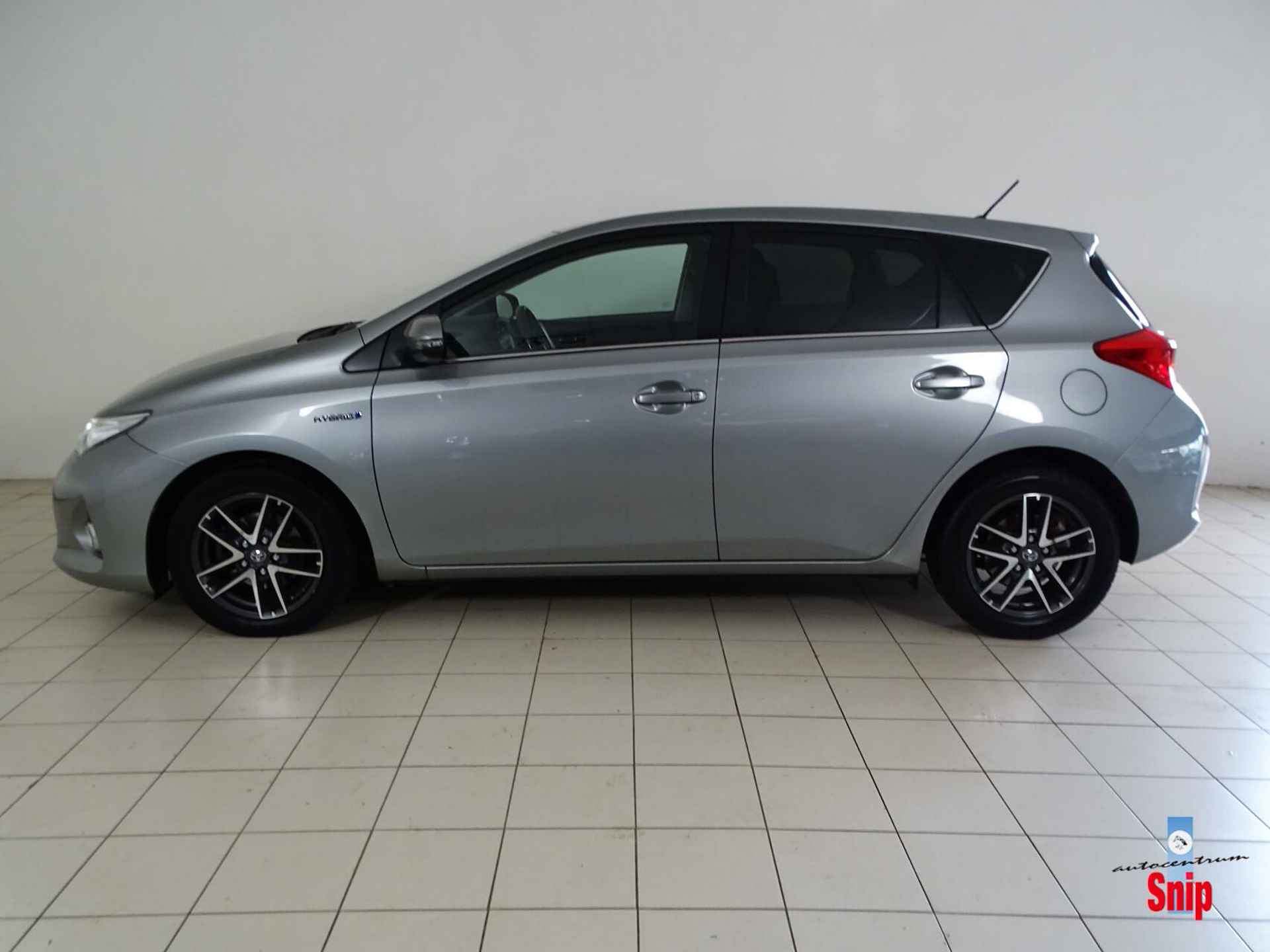 Toyota Auris 1.8 Hybrid Executive - 7/24