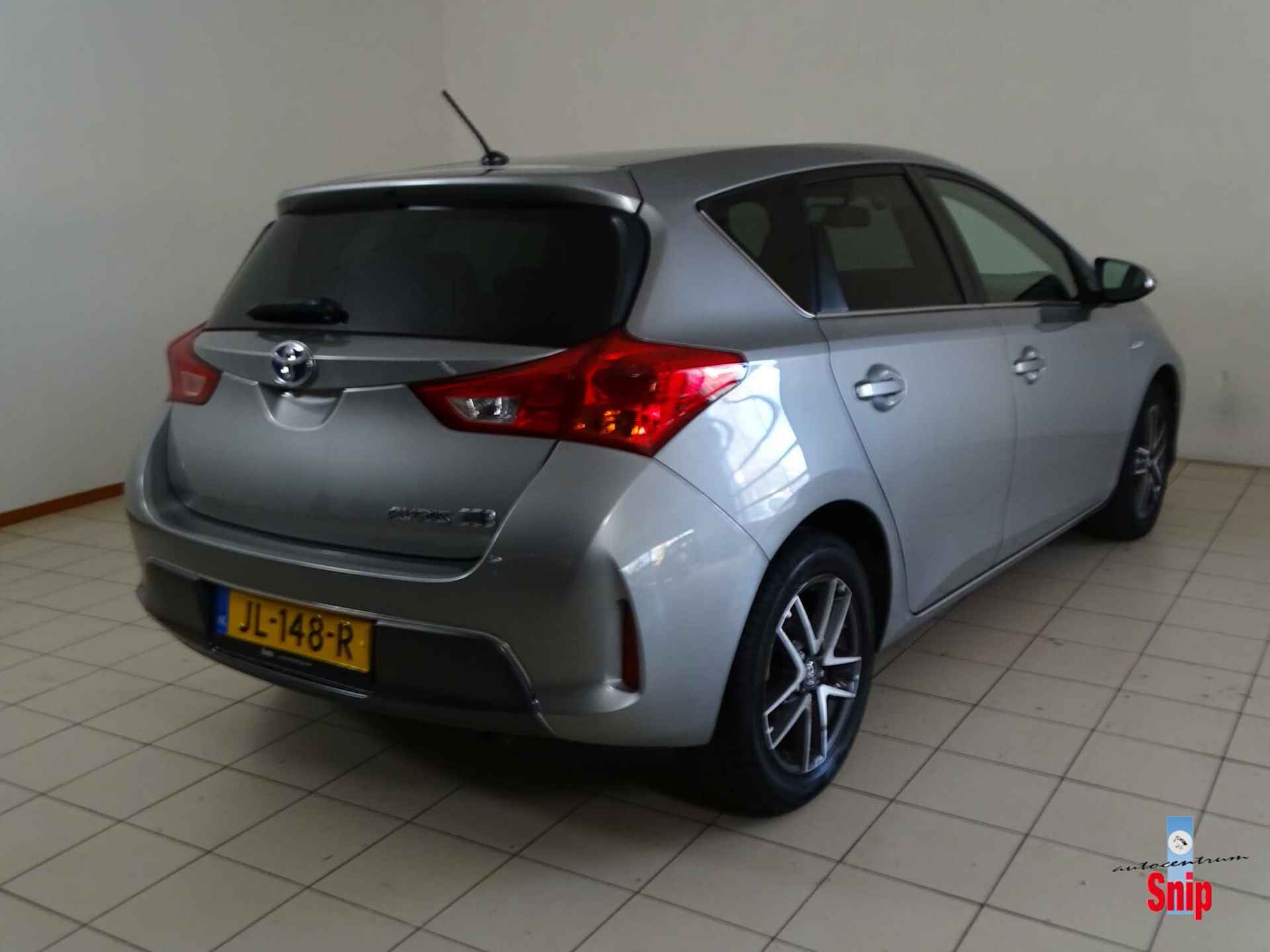 Toyota Auris 1.8 Hybrid Executive - 23/24