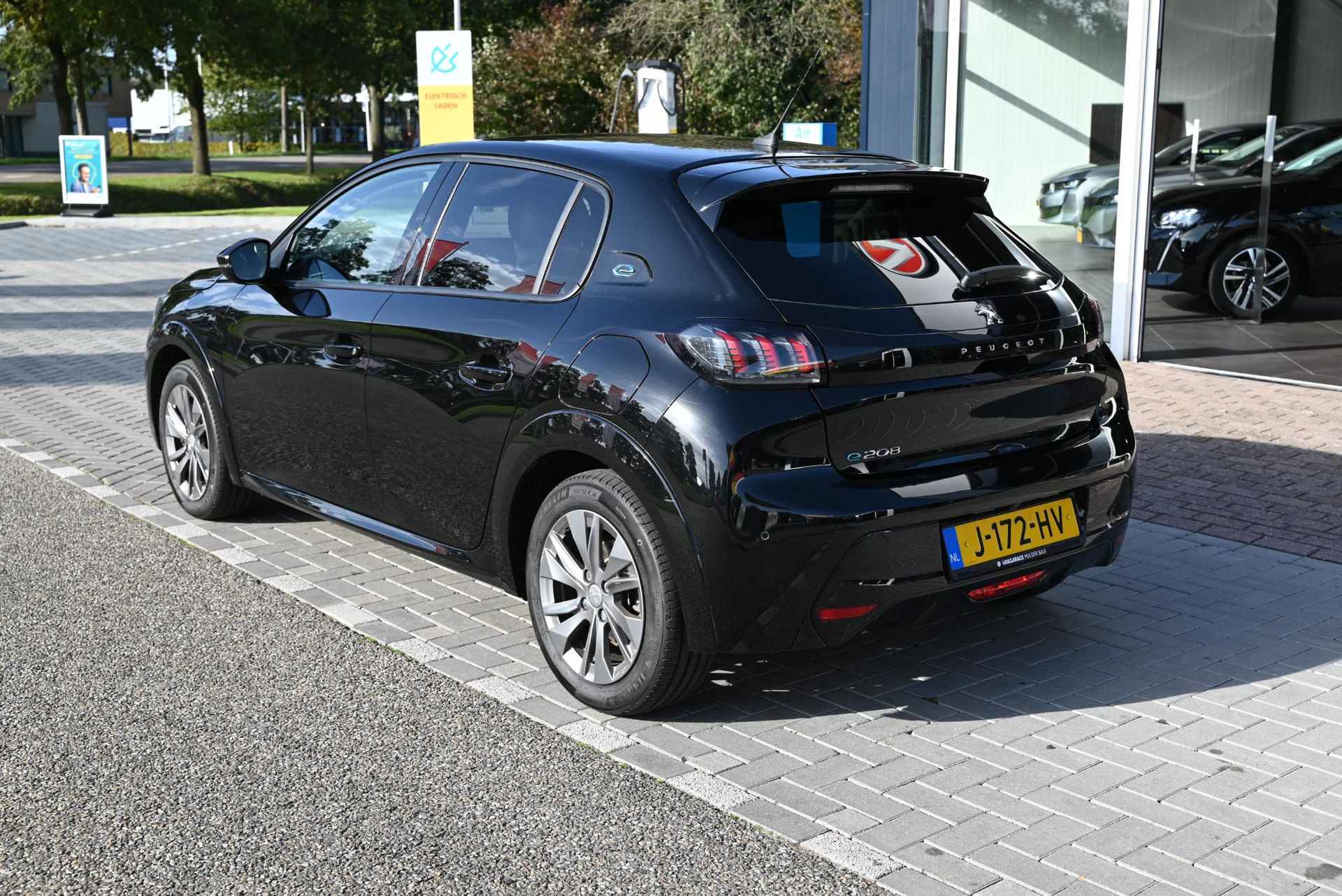 Peugeot e-208 EV Allure 50 kWh - 7/46