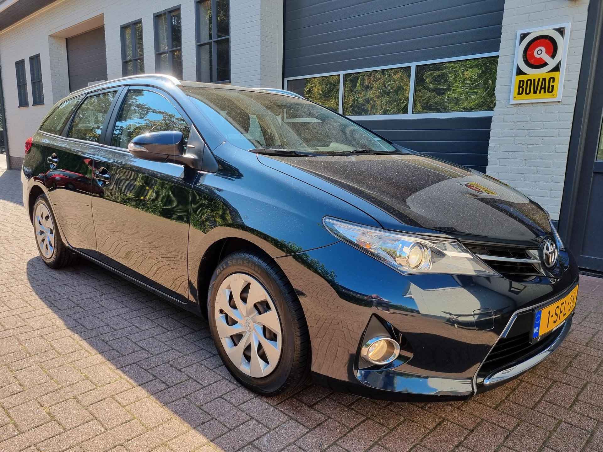 Toyota Auris 1.6 Aspiration Aut. / TREKHAAK / CRUISE  / CAMERA - 21/21