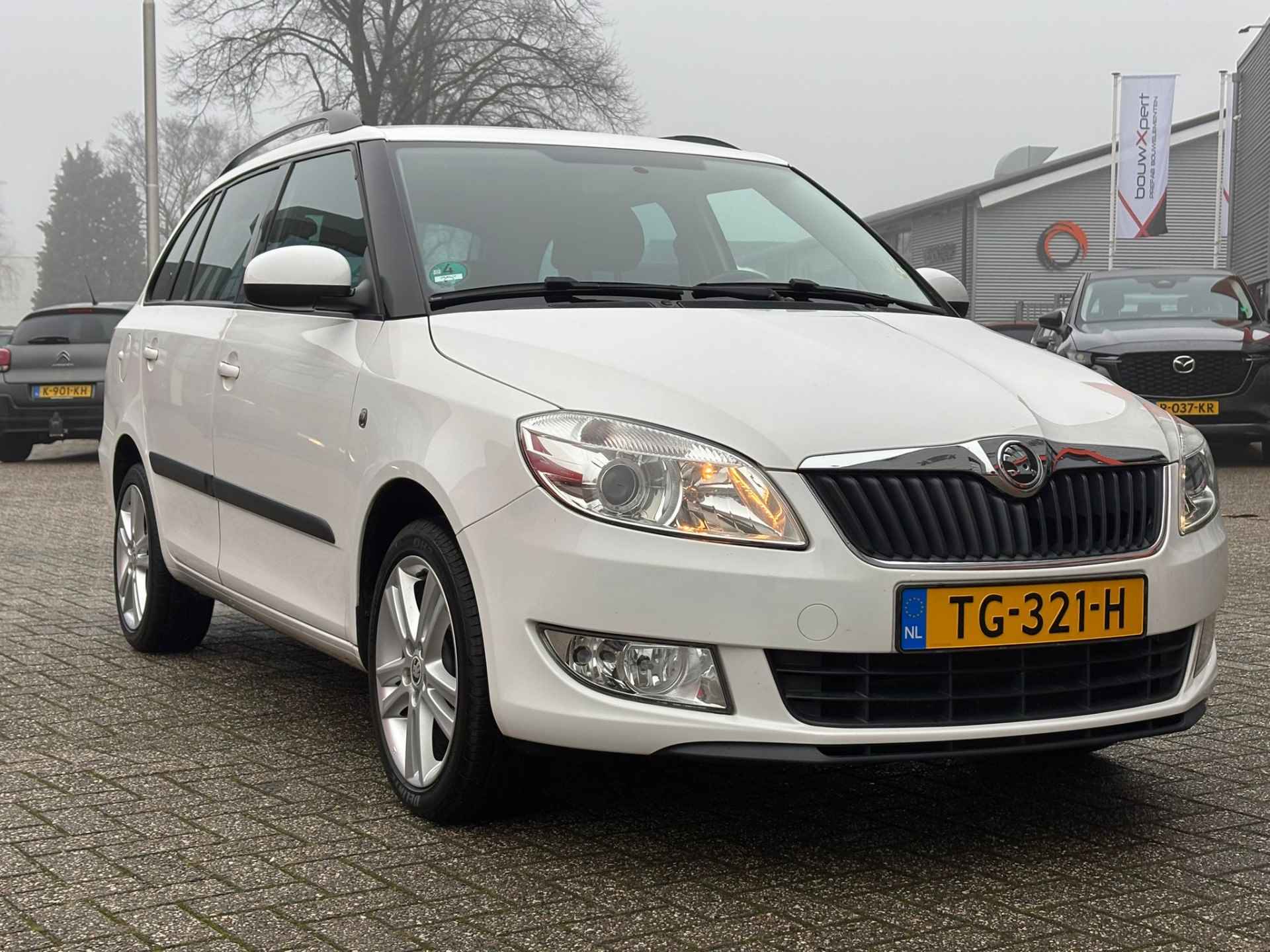 Škoda Fabia Combi 1.2 TSI Sprint Pro / Airco / Cruise Control / Stoelverwarming / - 18/29