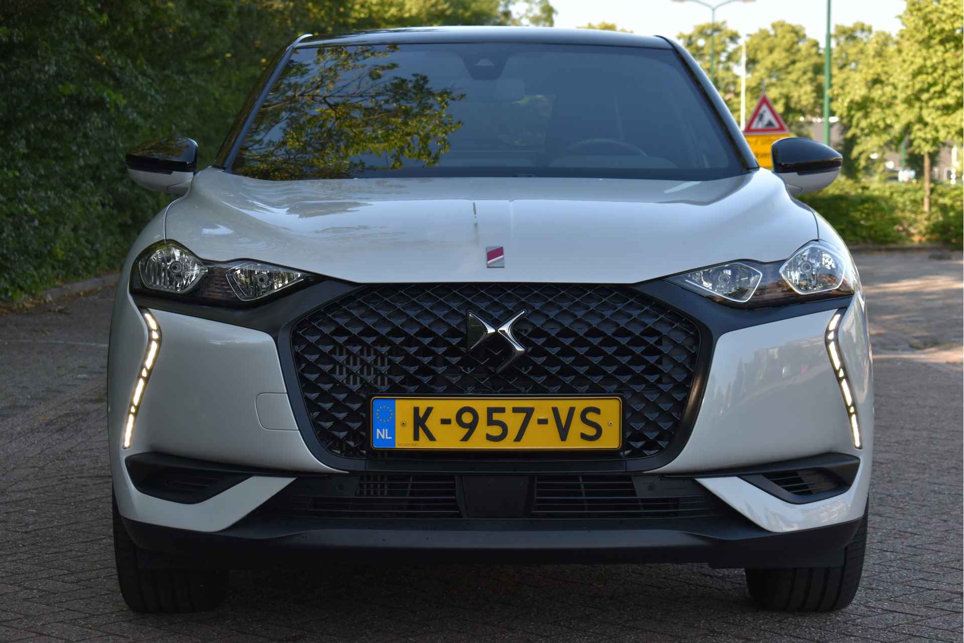 DS DS 3 Crossback 1.2 PureTech Performance Line NL-AUTO, CAMERA, APPLE CARPLAY, DIGITALE TELLERS, DAB, KEYLESS, 18" LM, NAP - 6/64