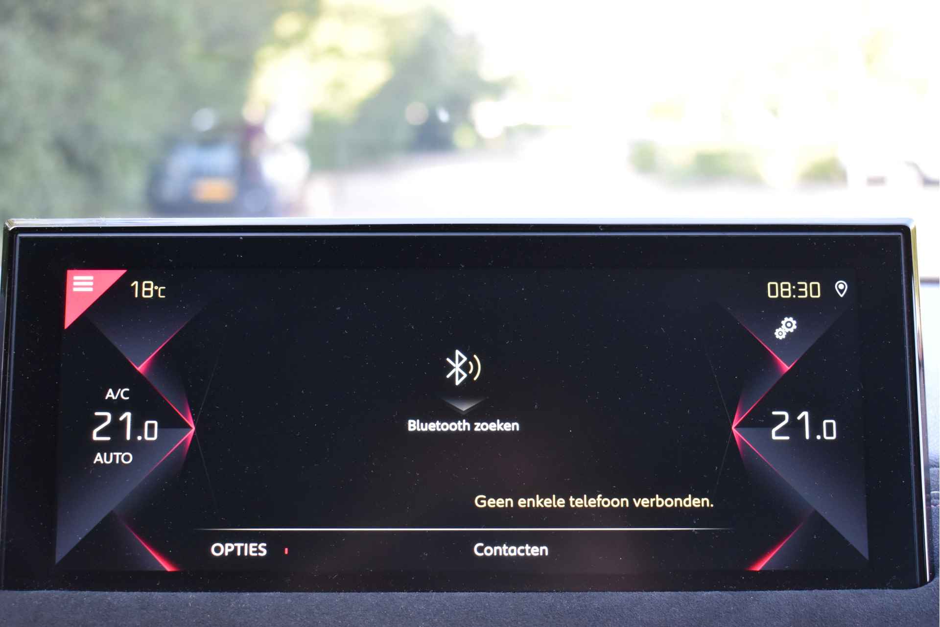 DS DS 3 Crossback 1.2 PureTech Performance Line NL-AUTO, CAMERA, APPLE CARPLAY, DIGITALE TELLERS, DAB, KEYLESS, 18" LM, NAP - 57/64