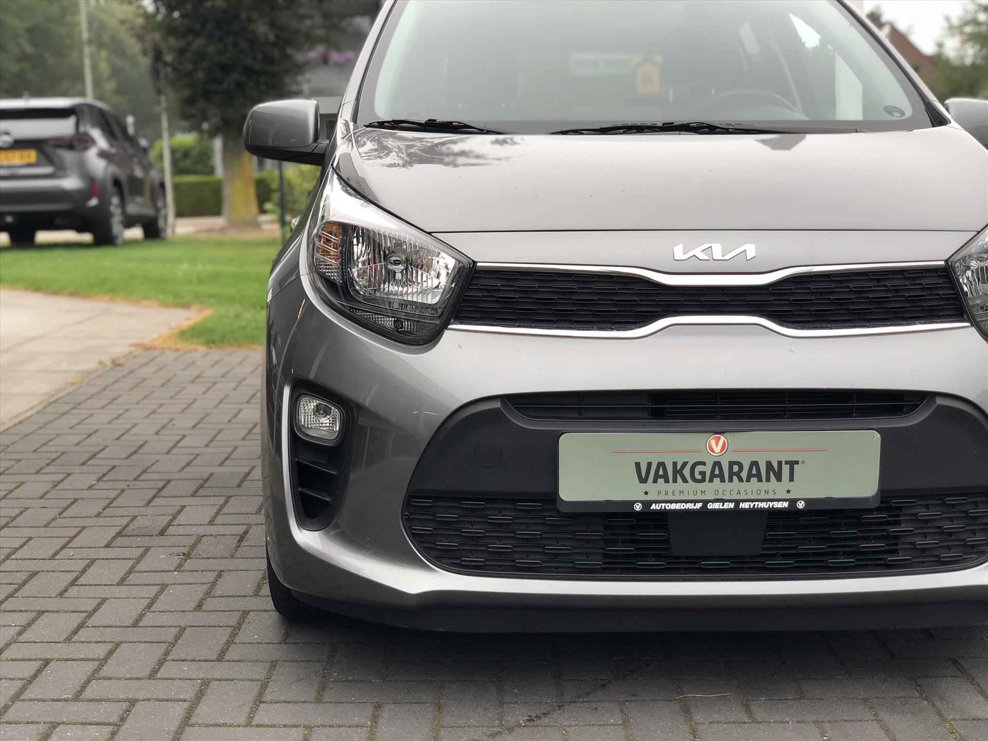 Kia Picanto 1.0 Dream Team | Navigatie, Apple CarPlay/Android Auto, Stoel + Stuurverwarming, Parkeercamera, Lichtmetalen velgen - 2/34