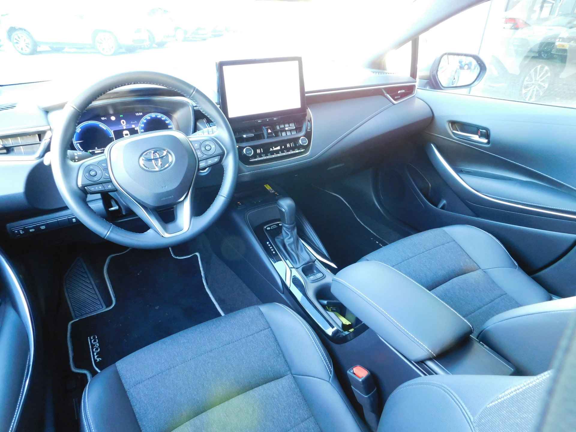 Toyota Corolla Touring Sports Hybrid 140 Dynamic - 2/53