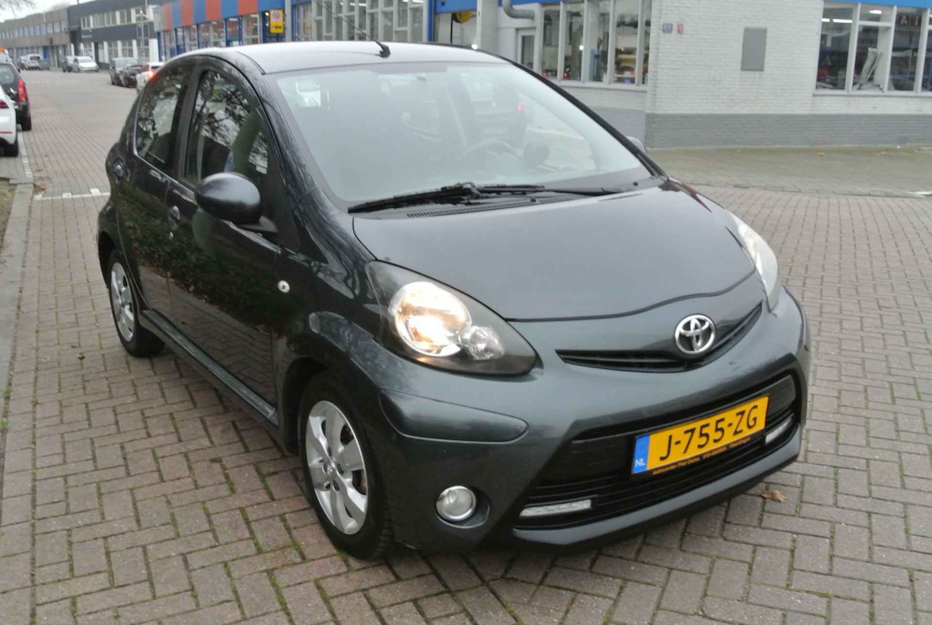 Toyota Aygo 1.0-12V Sport - 5/16