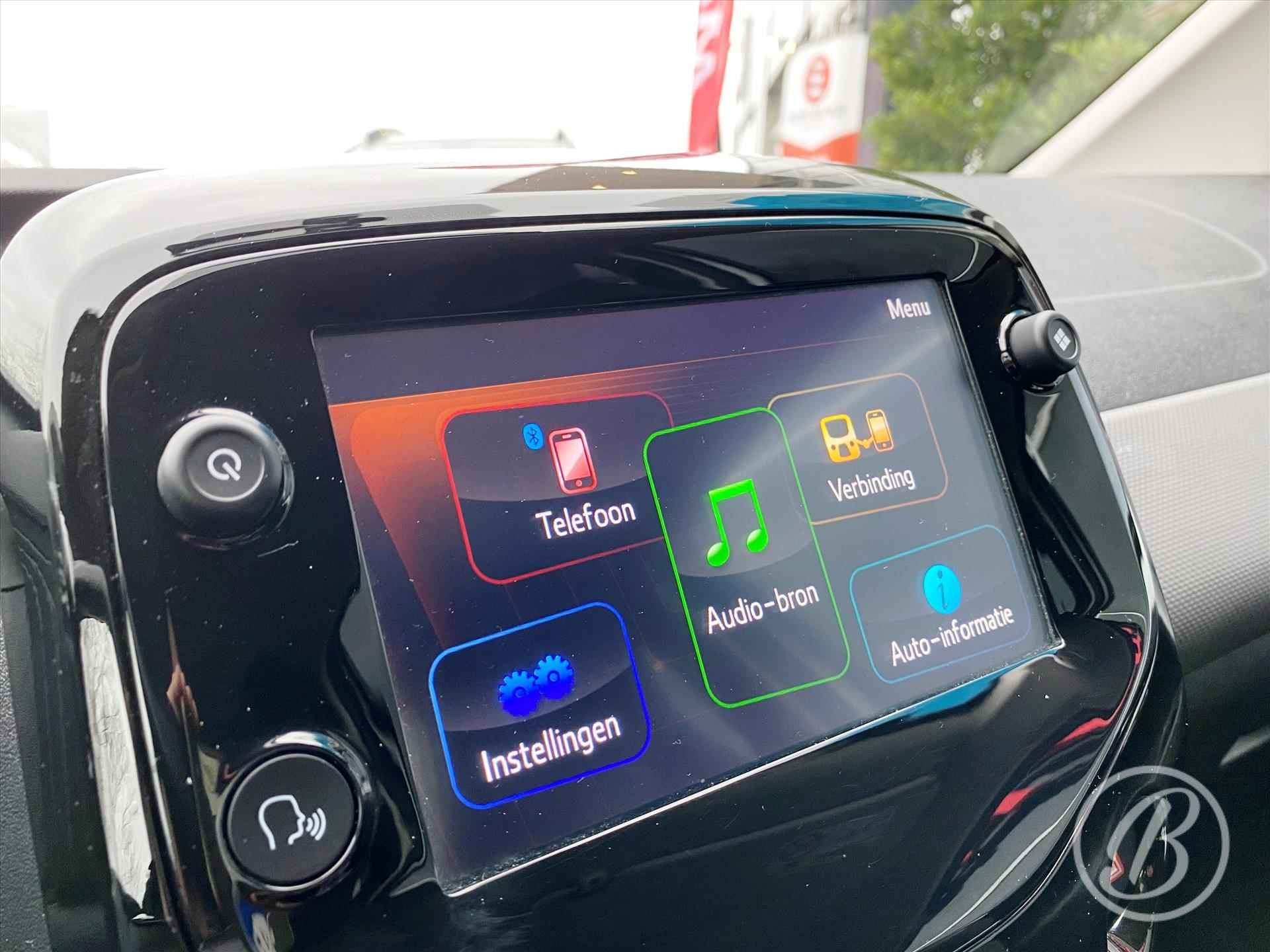 PEUGEOT 108 1.0 VTi 72pk 5D Allure | camera, climate control, touchscreen audio met apple carplay, android auto, getinte ramen, 15 inch velgen, bluetooth - 23/52